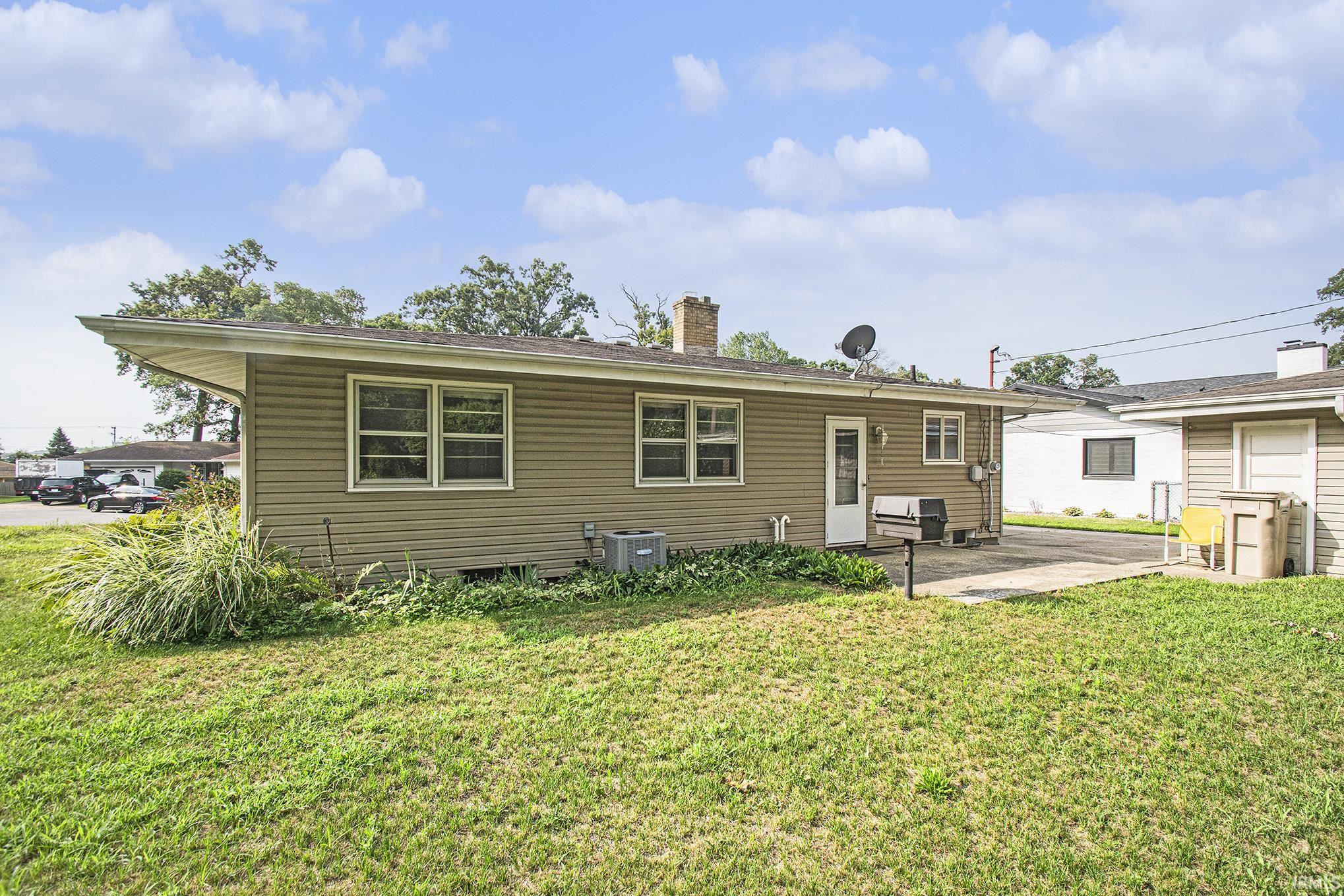 Homes for sale in South Bend, IN | 3715 Surrey Ln, South Bend, IN 46628 | MLS# 202530024