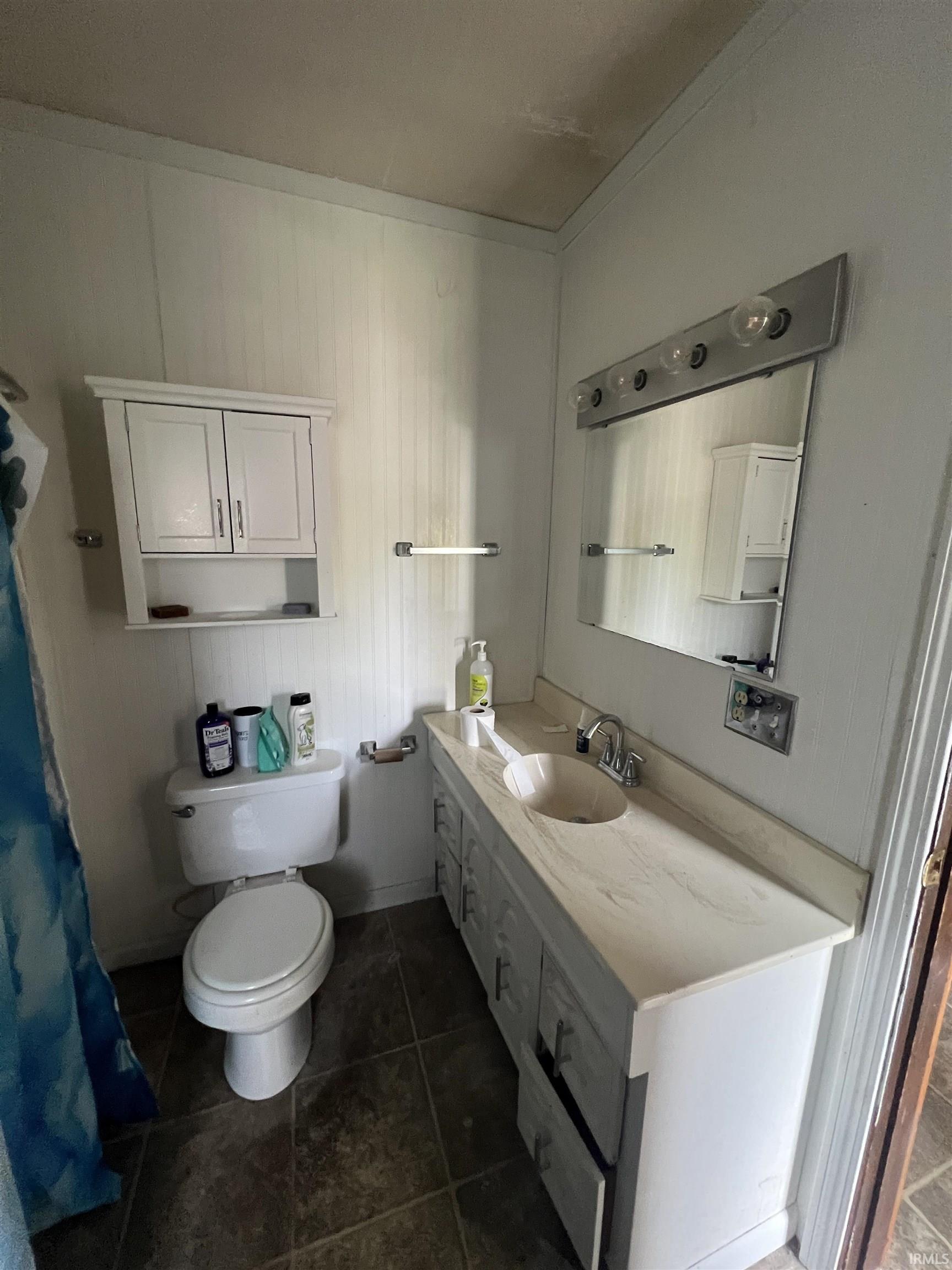 Photo 10 of 210 N Walnut Street