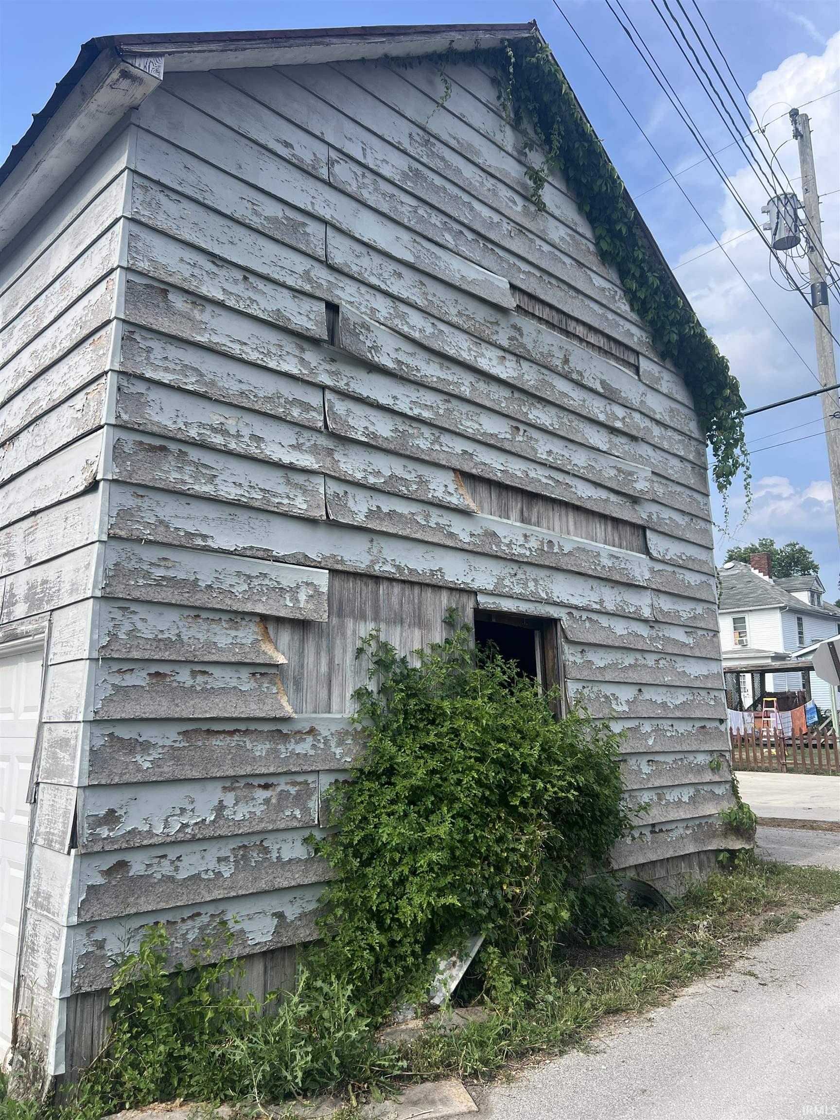 Photo 18 of 210 N Walnut Street