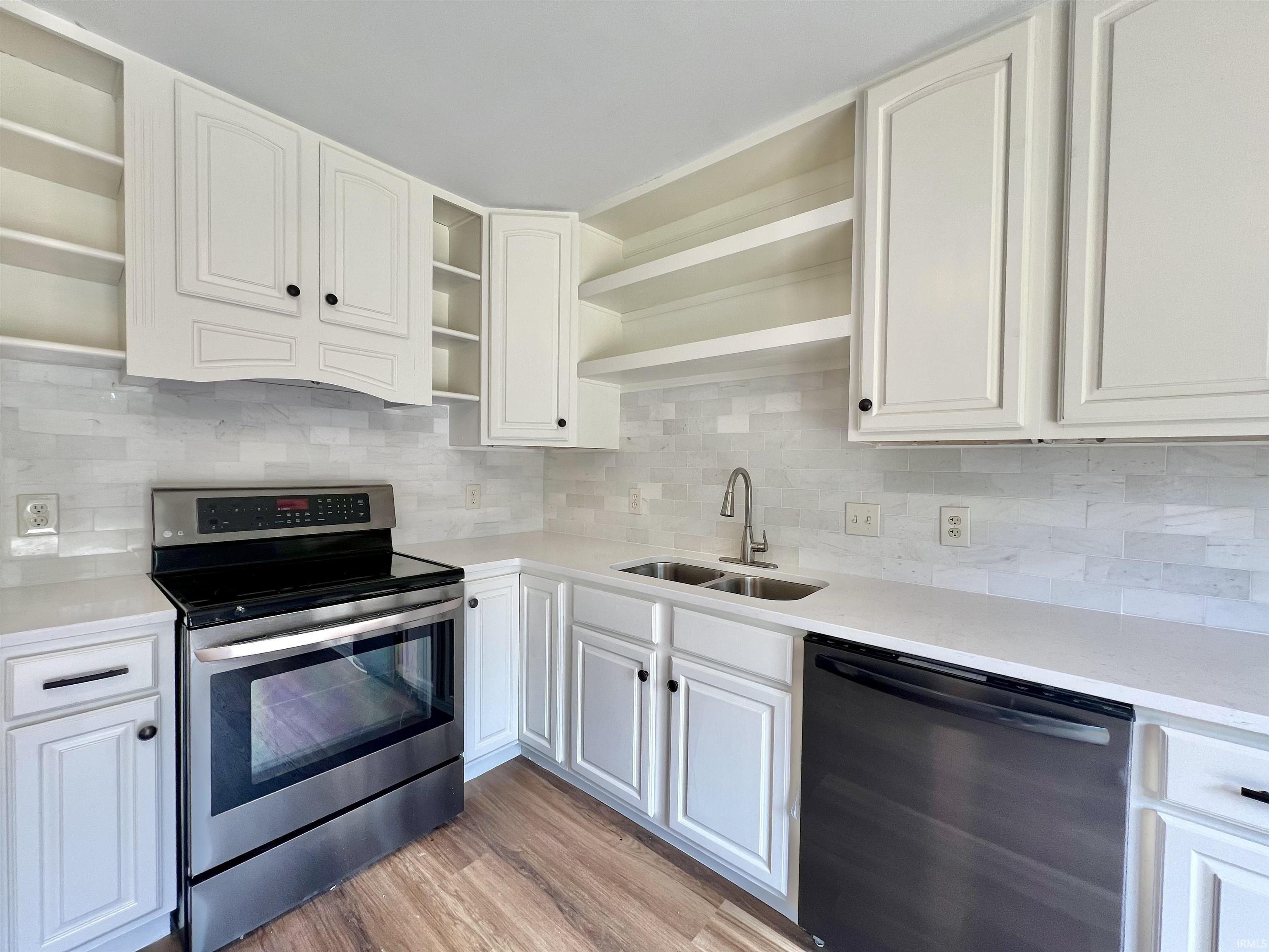 Photo 6 of 311 Maxine Drive