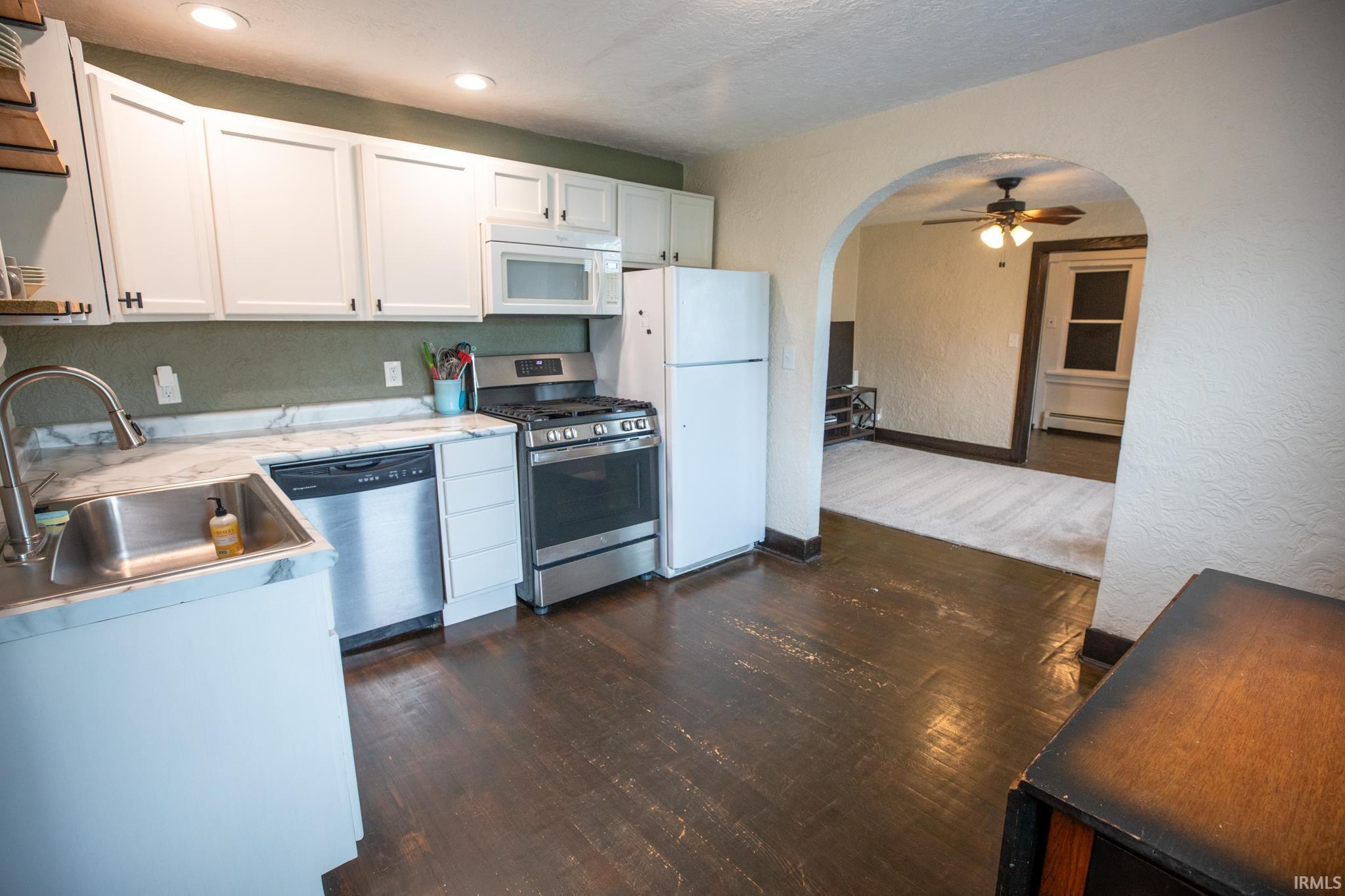 Photo 11 of 517 N Morgan Street