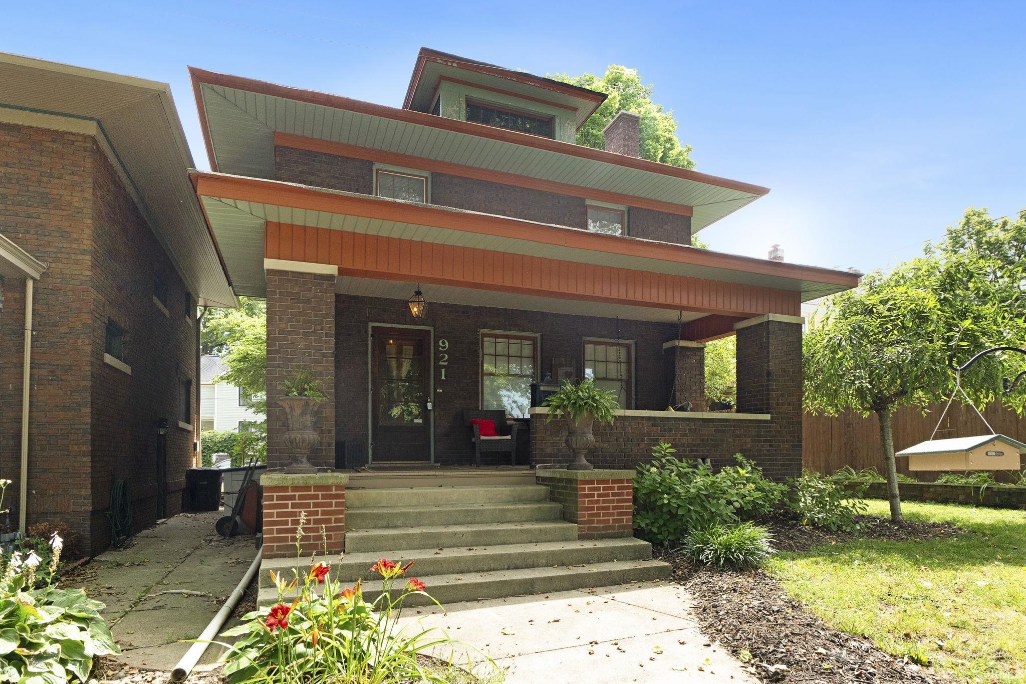 Photo 1 of 921 Thieme Drive
