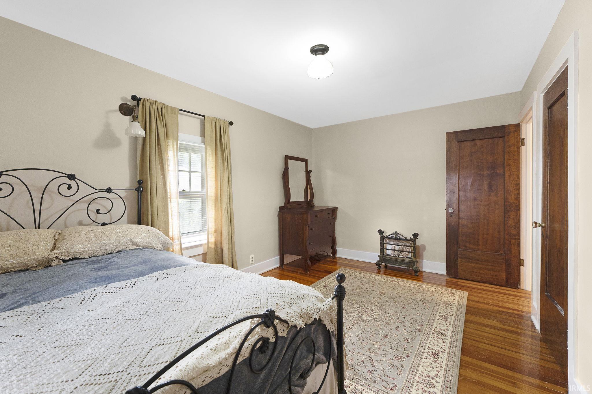 Photo 18 of 921 Thieme Drive