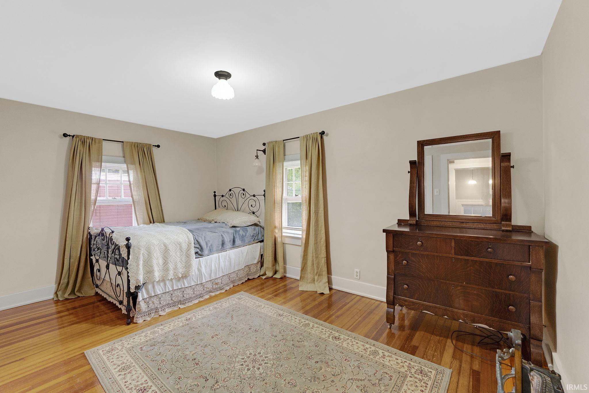 Photo 19 of 921 Thieme Drive