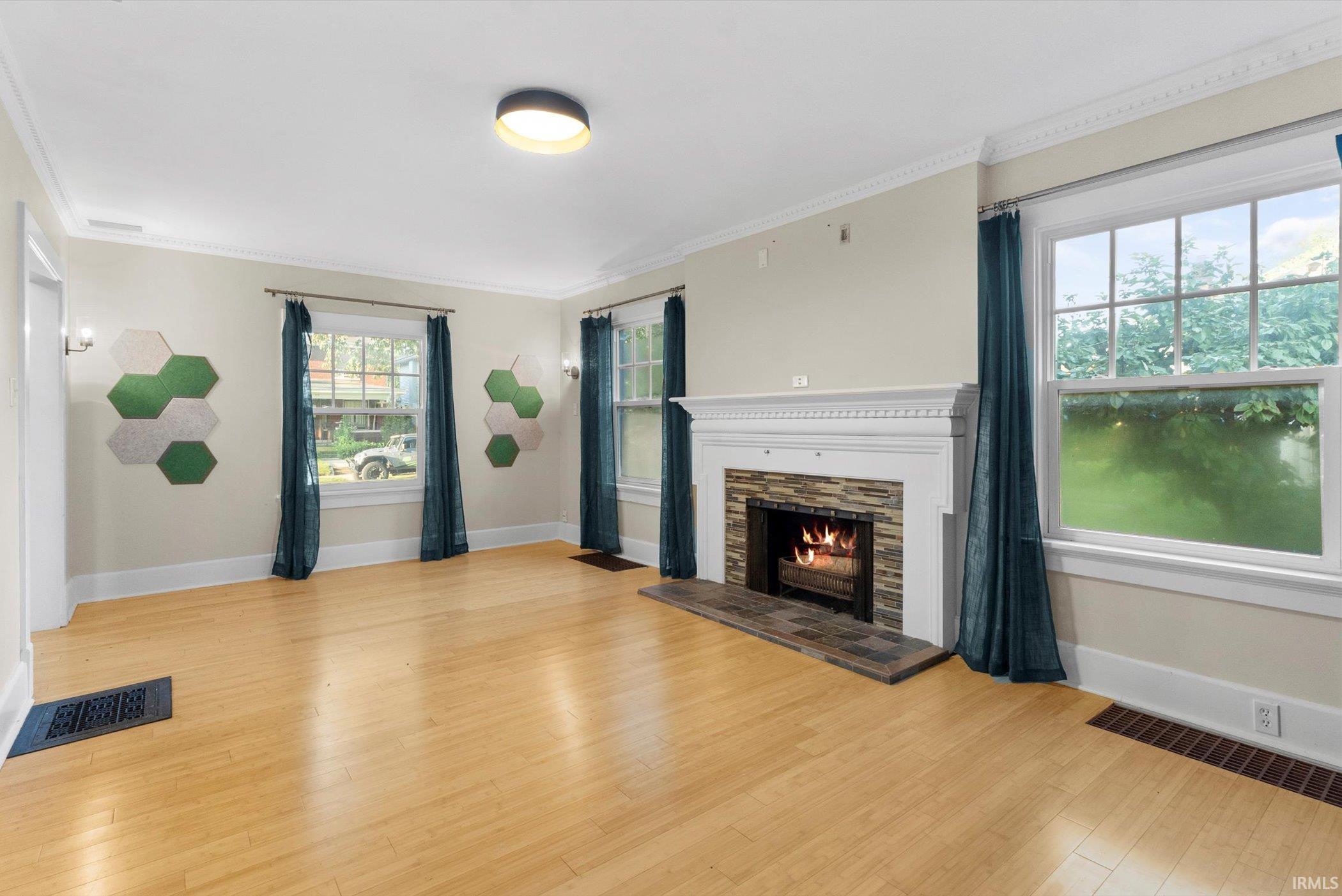 Photo 11 of 914 Kinnaird Avenue