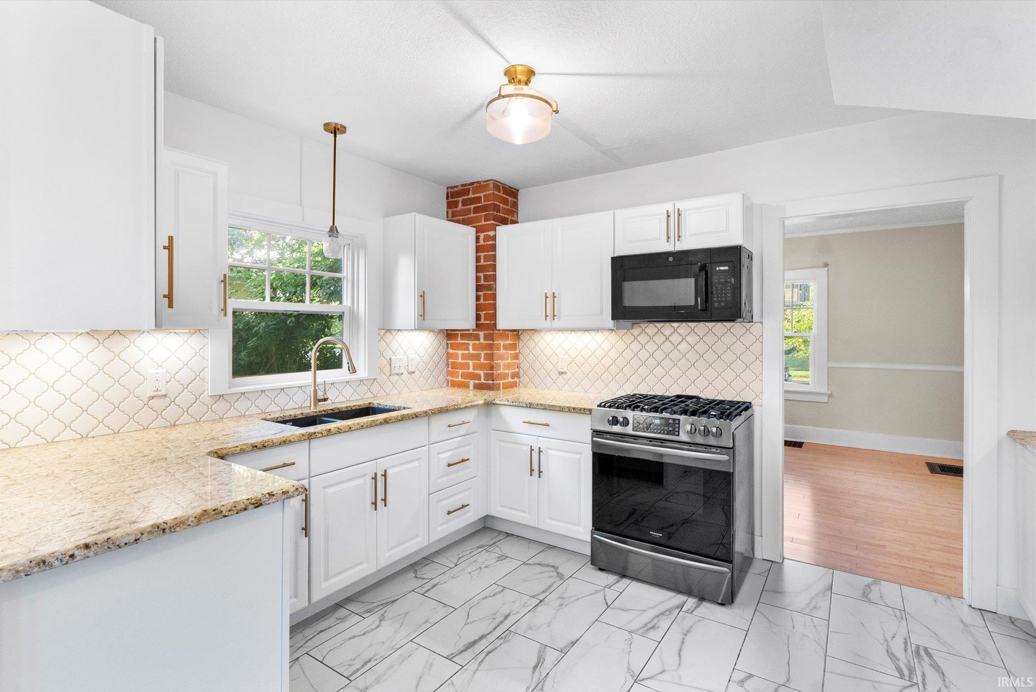 Photo 15 of 914 Kinnaird Avenue