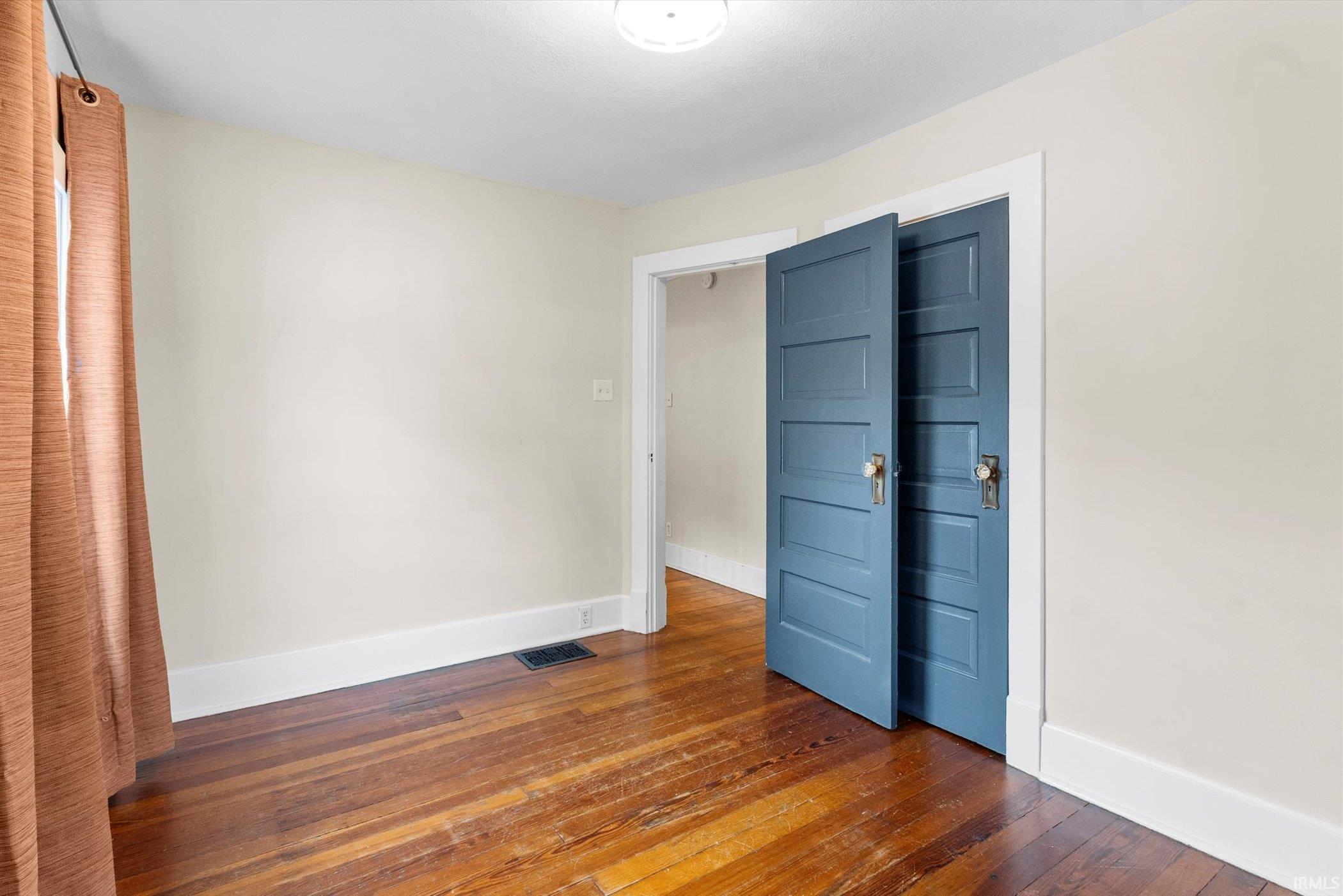 Photo 25 of 914 Kinnaird Avenue