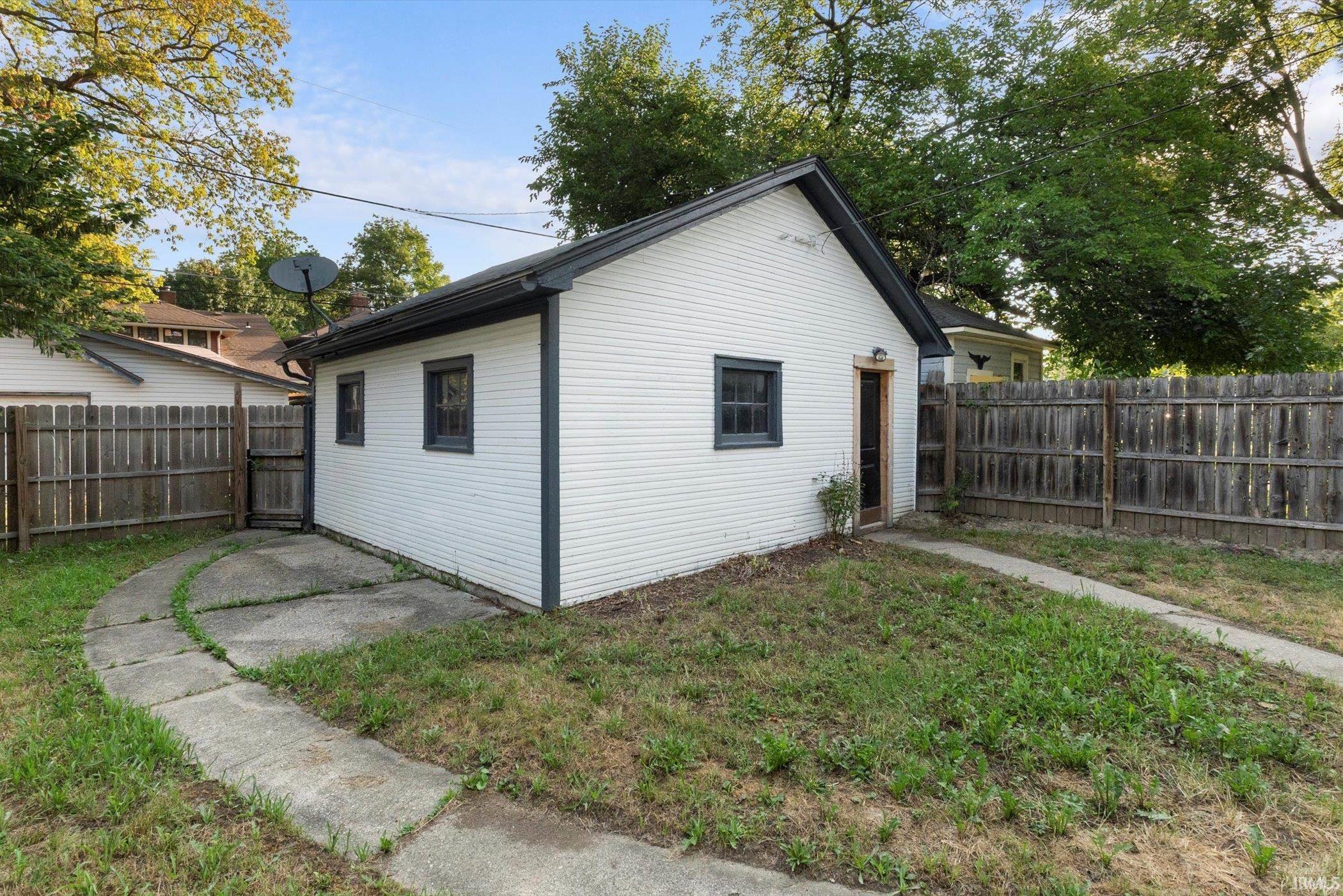 Photo 31 of 914 Kinnaird Avenue