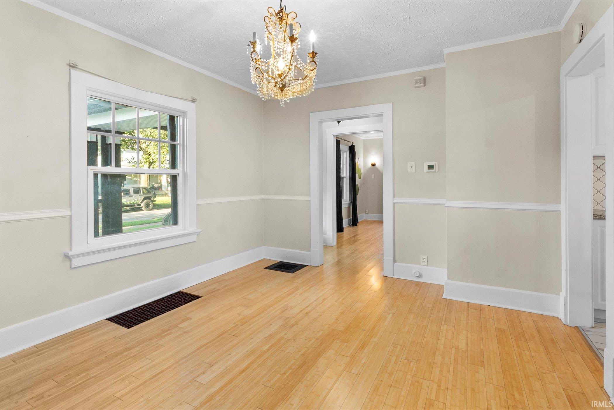 Photo 7 of 914 Kinnaird Avenue