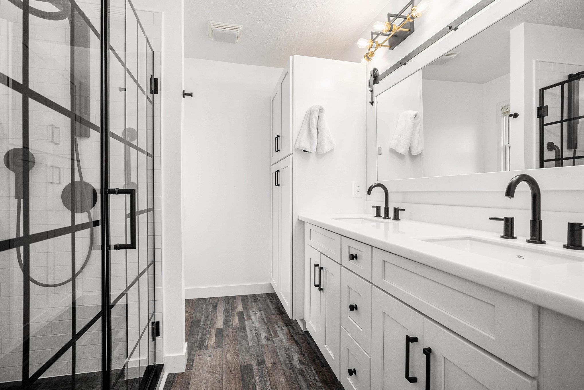 Photo 9 of 930 Ridgeview Drive