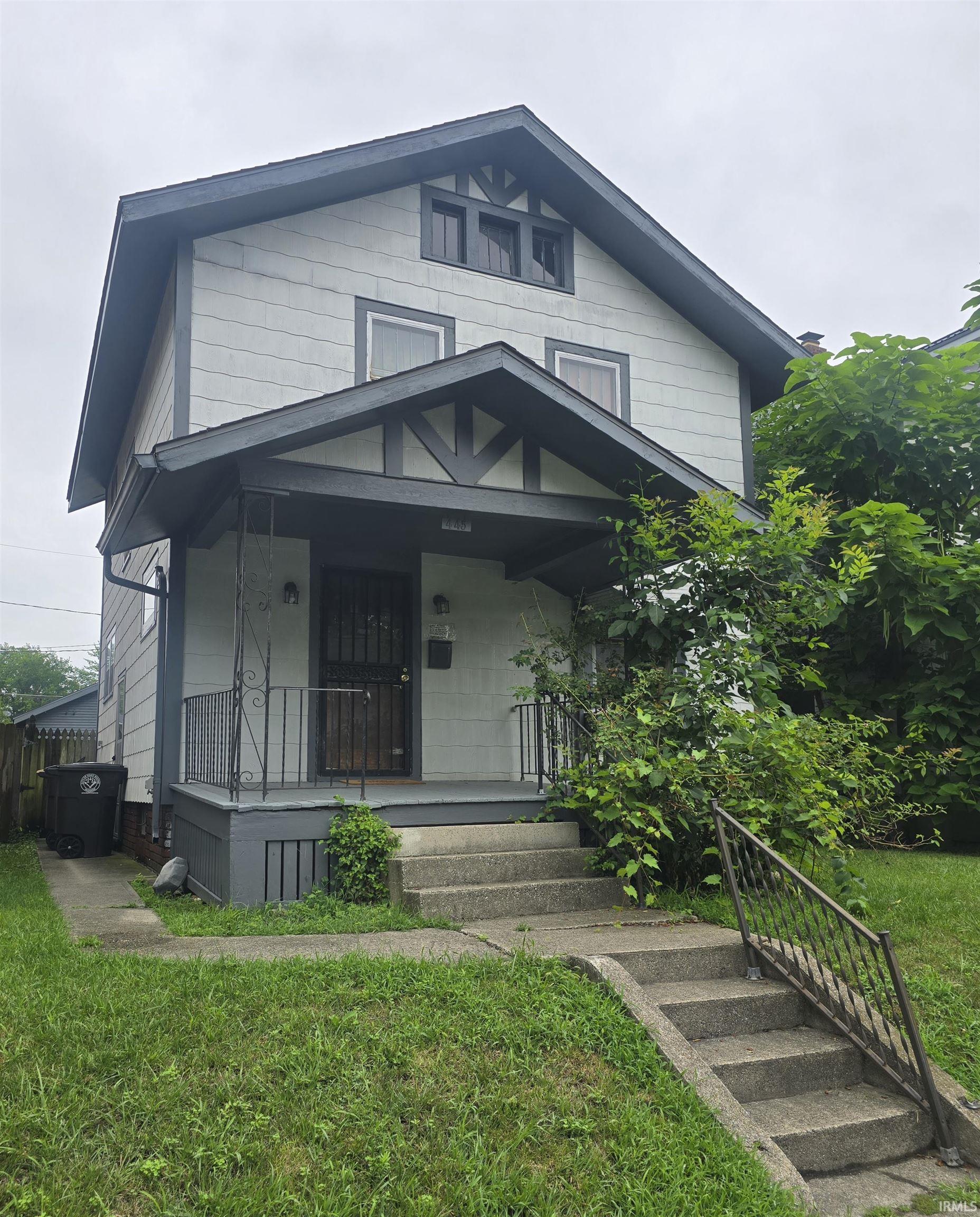 Photo 2 of 445 E Wildwood Avenue