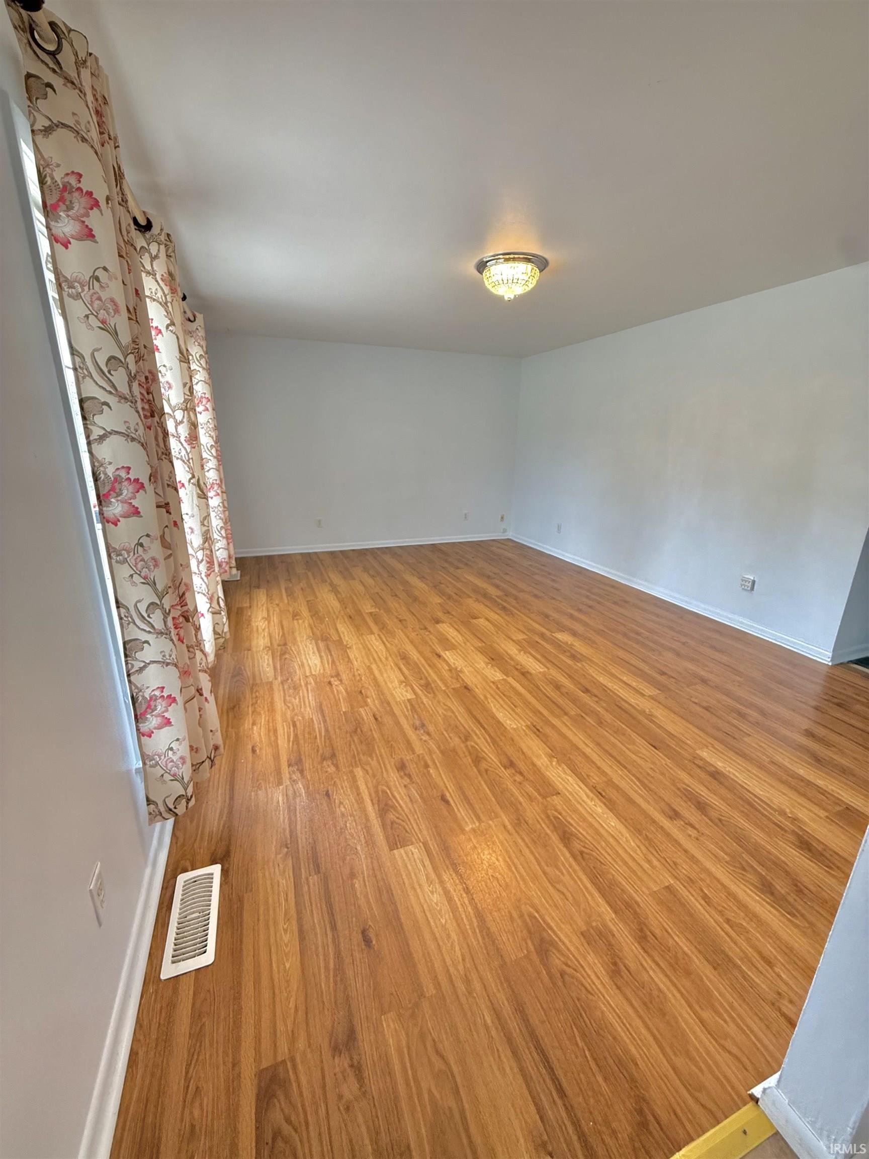 Photo 2 of 4816 hessen cassel Road