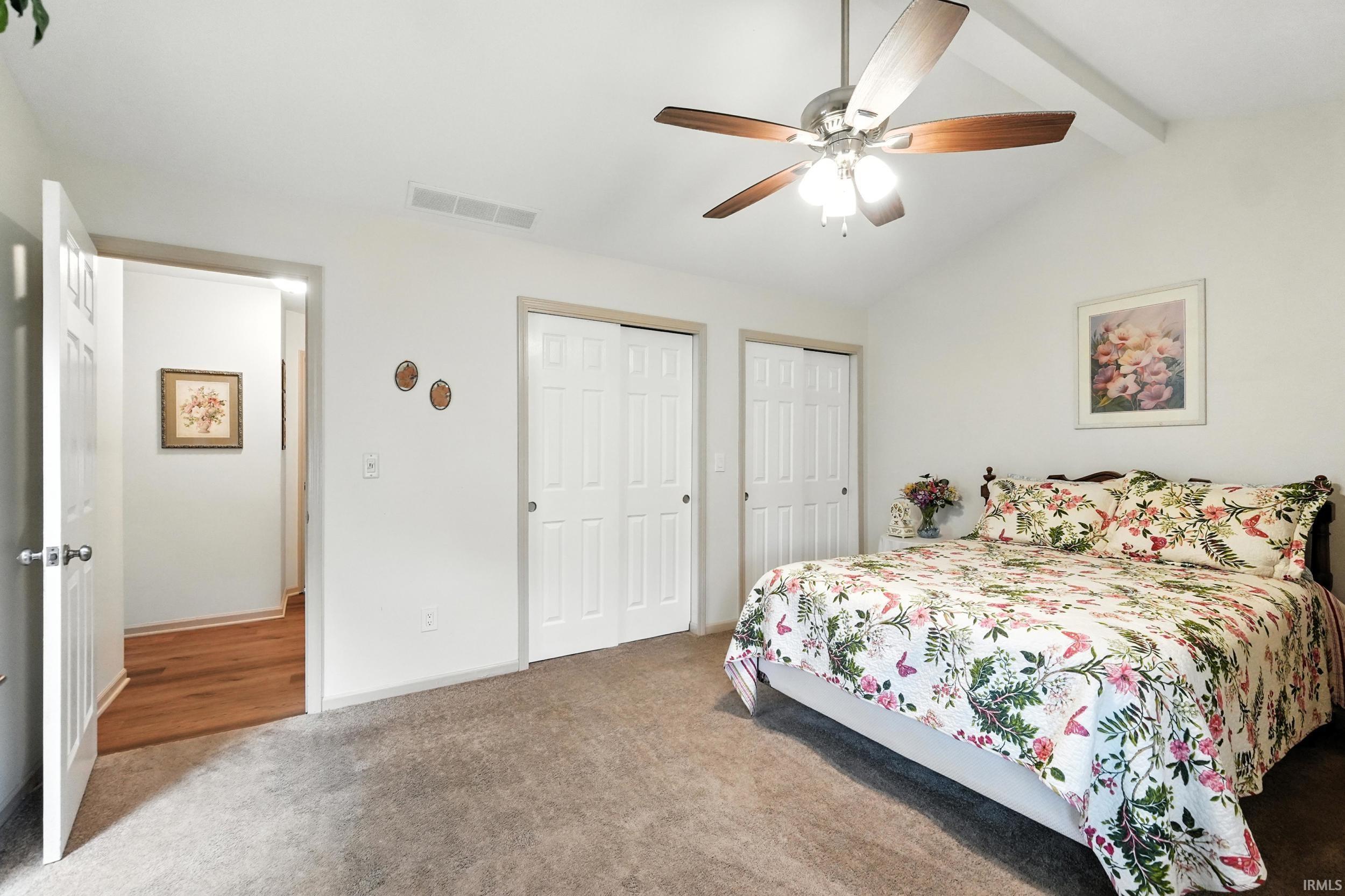 Photo 17 of 1410 S Duesenberg Drive