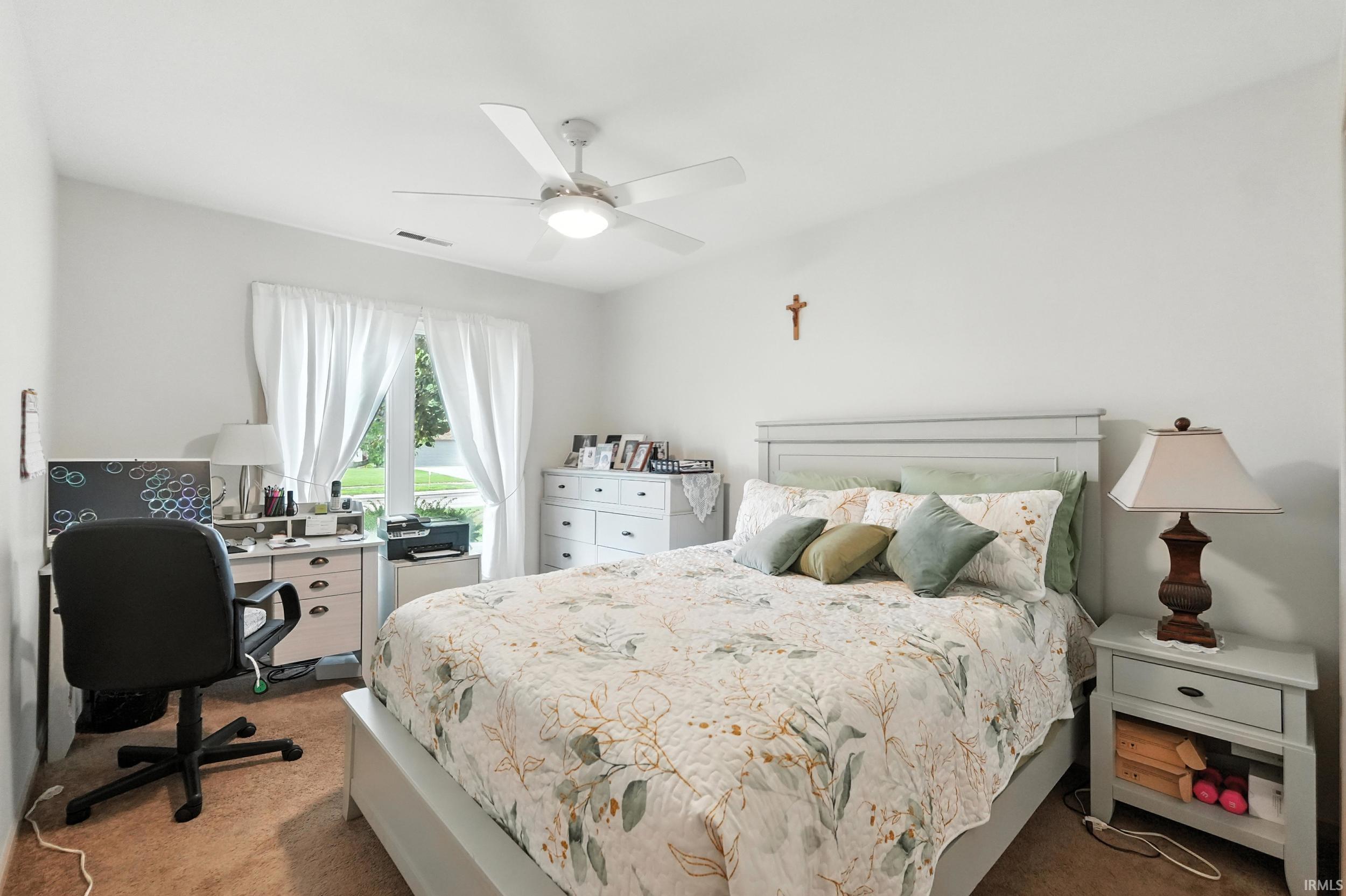 Photo 21 of 1410 S Duesenberg Drive