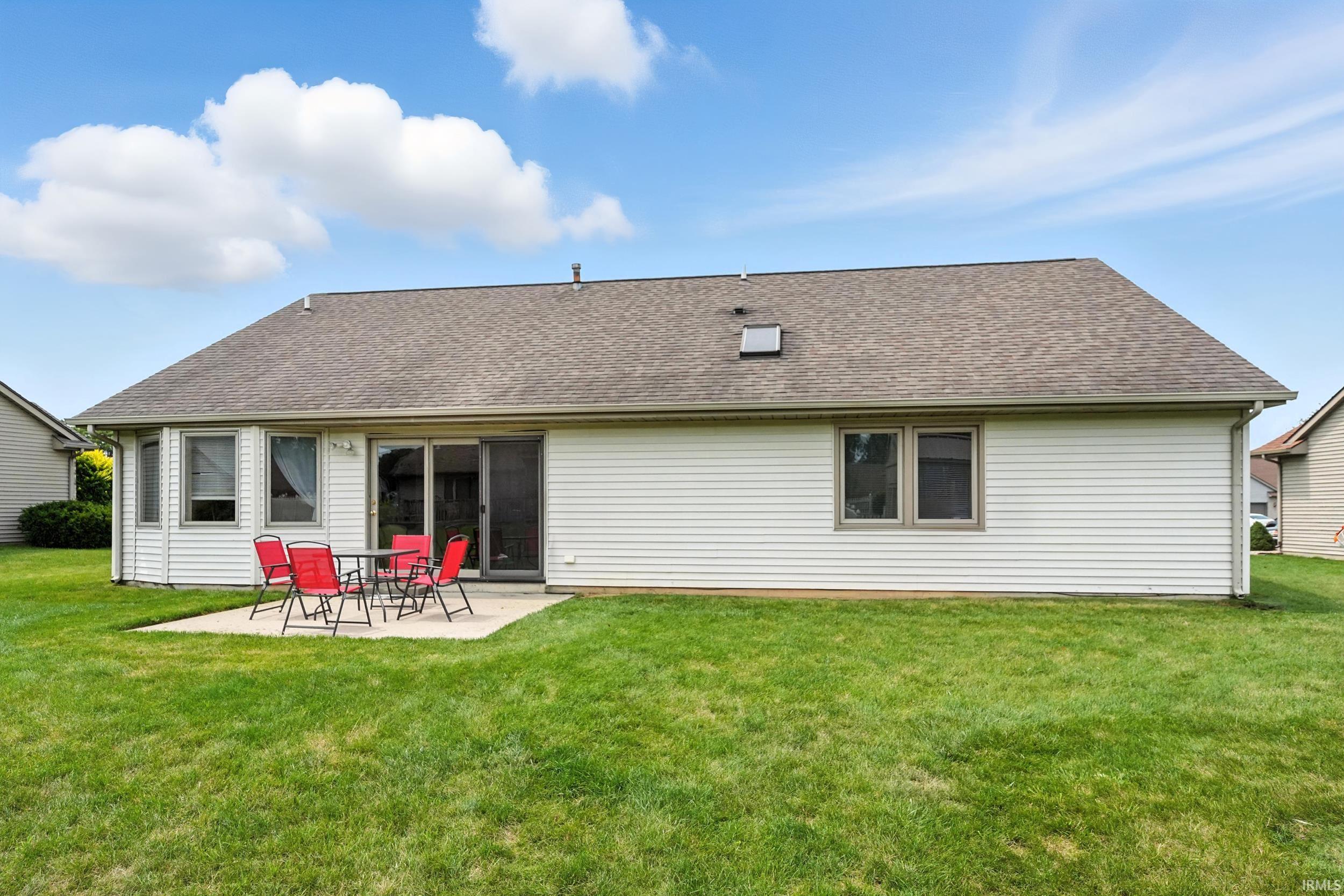 Photo 33 of 1410 S Duesenberg Drive