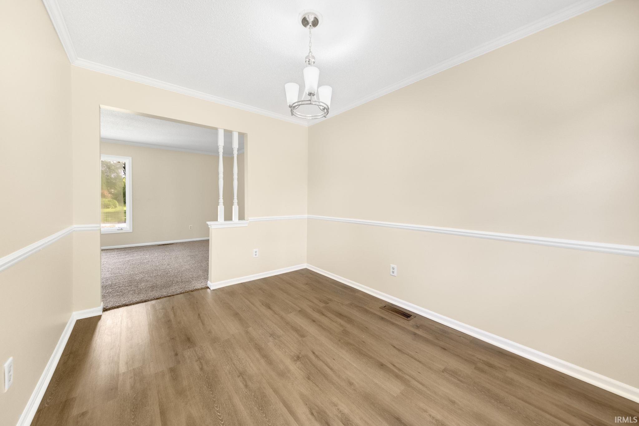 Photo 6 of 6427 Londonderry Lane