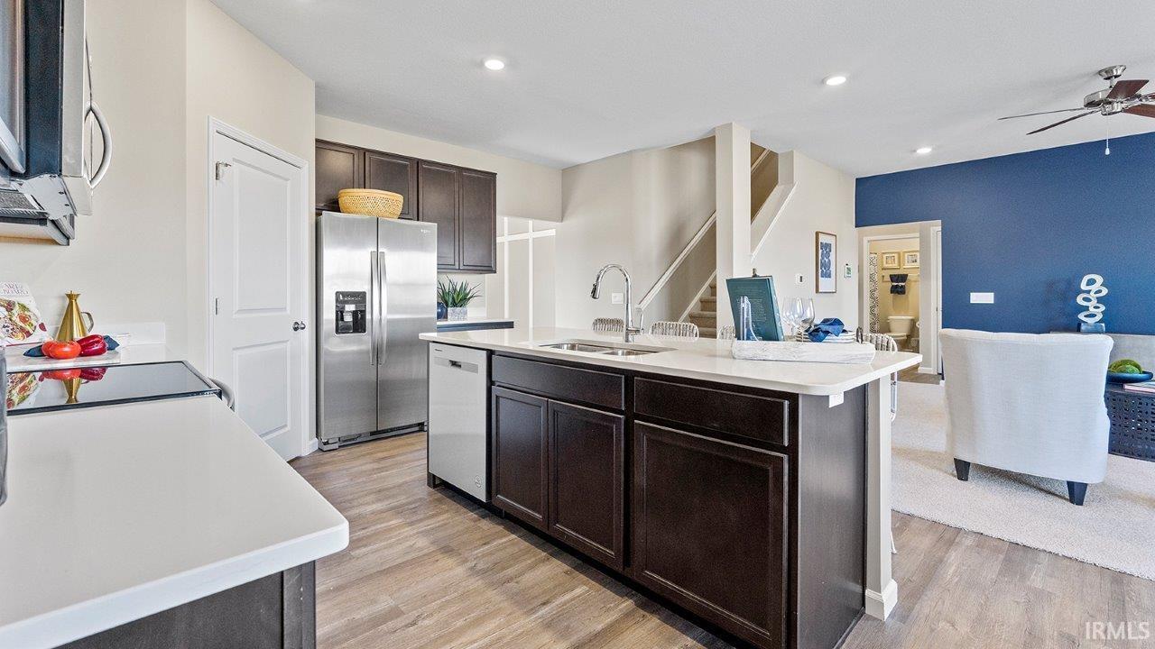 Photo 4 of 12819 Watts Drive