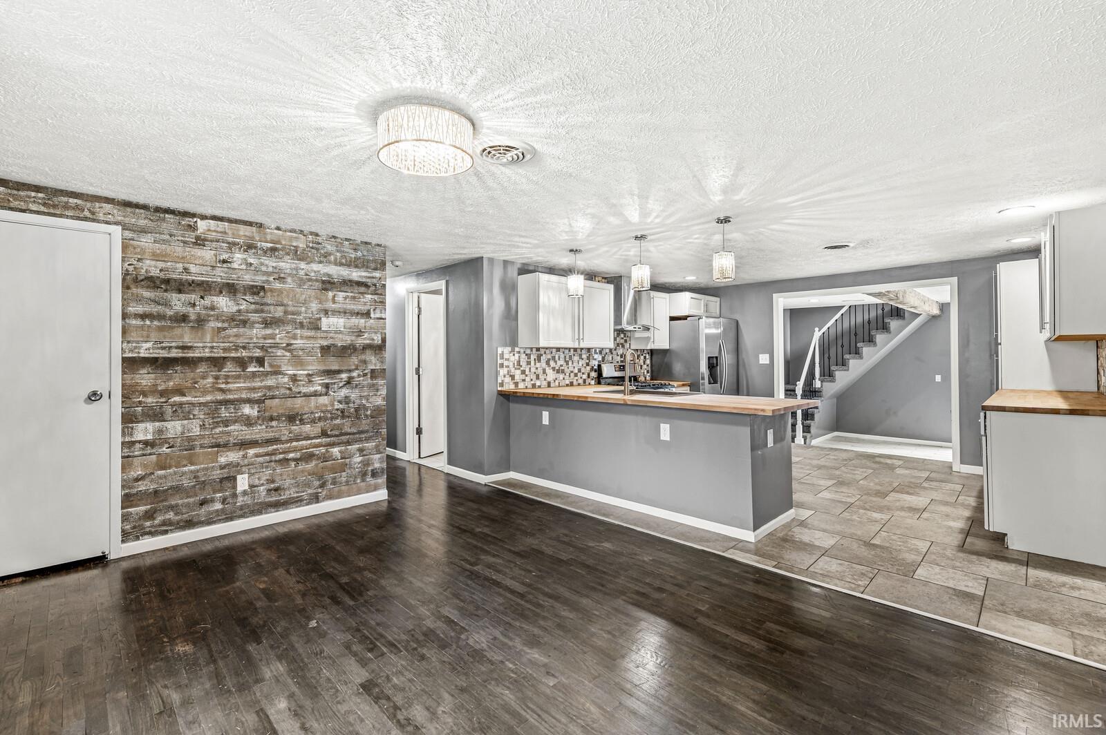 Homes for sale in Osceola, IN | 502 W Adams St, Osceola, IN 46561 | MLS# 202530252