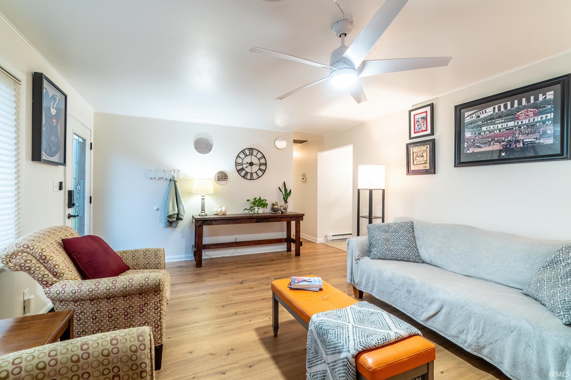 Photo 3 of 6616 Arnel Avenue