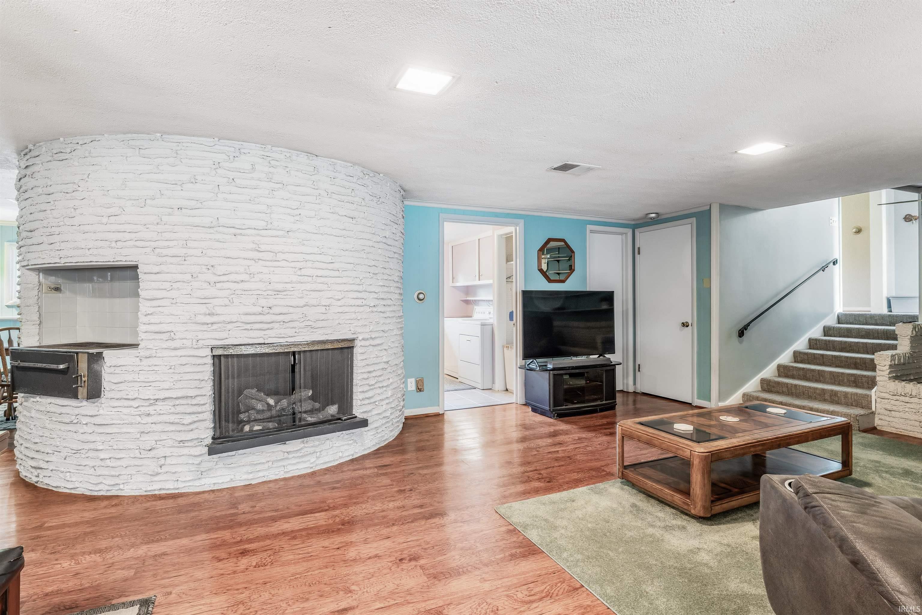 Photo 9 of 4124 Cadena Lane