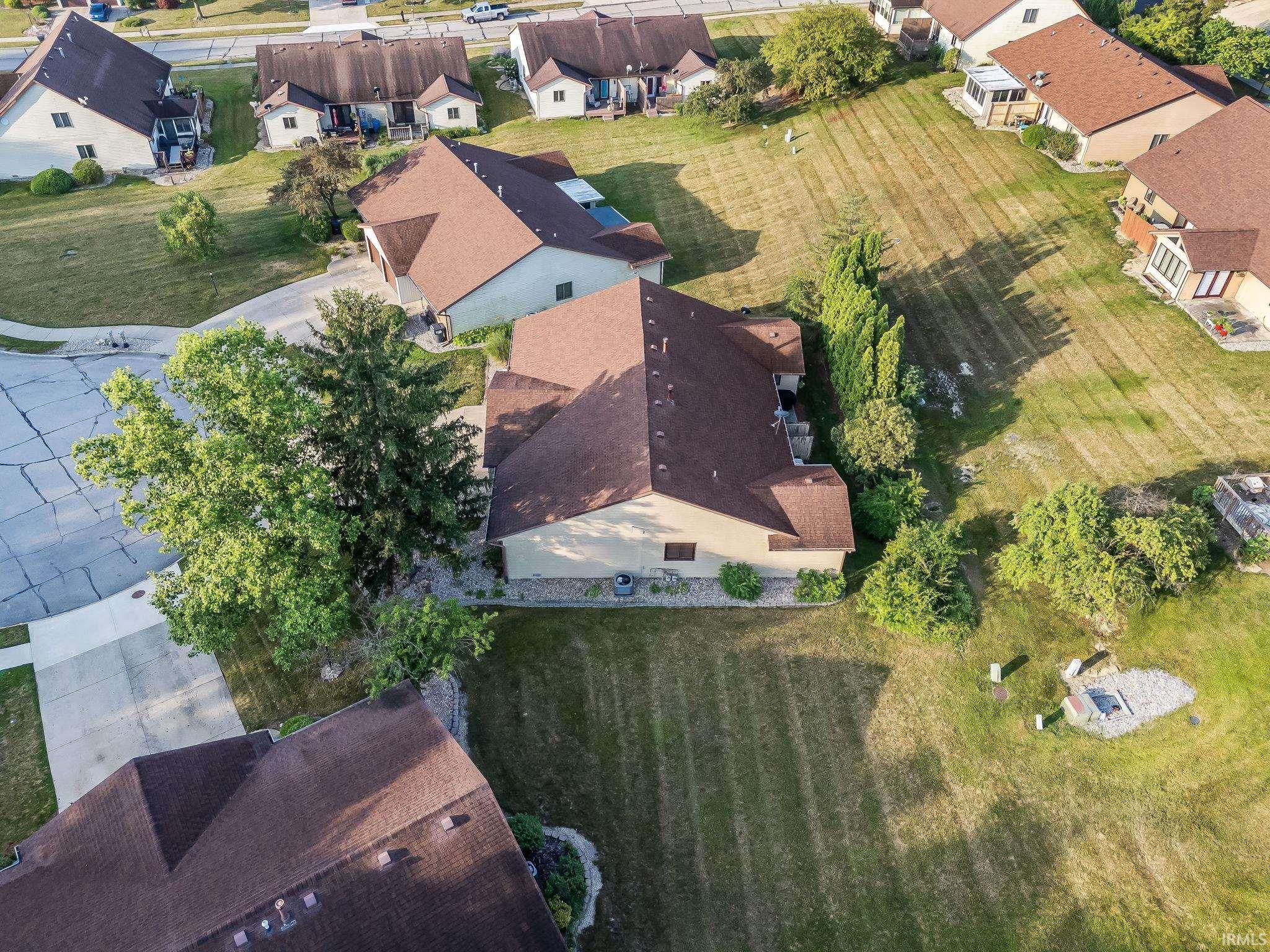 Photo 8 of 715 Shoreland Court