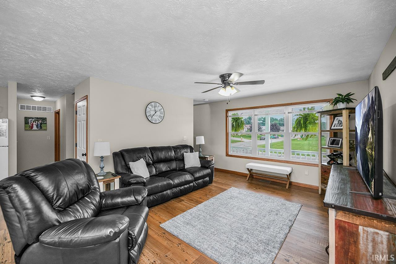 Photo 12 of 23956 Oakdale Street