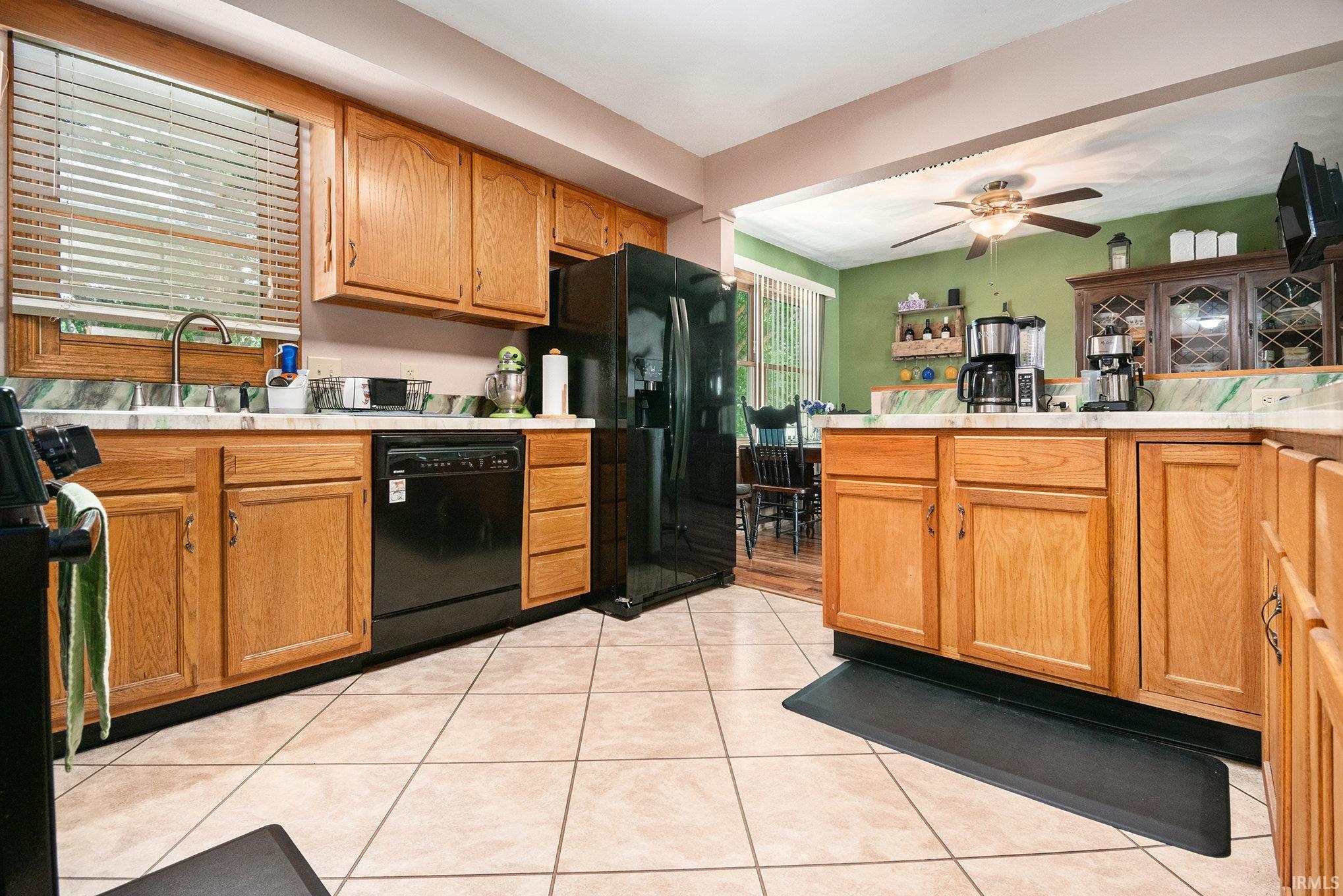 Photo 6 of 3456 E Amhurst Lane