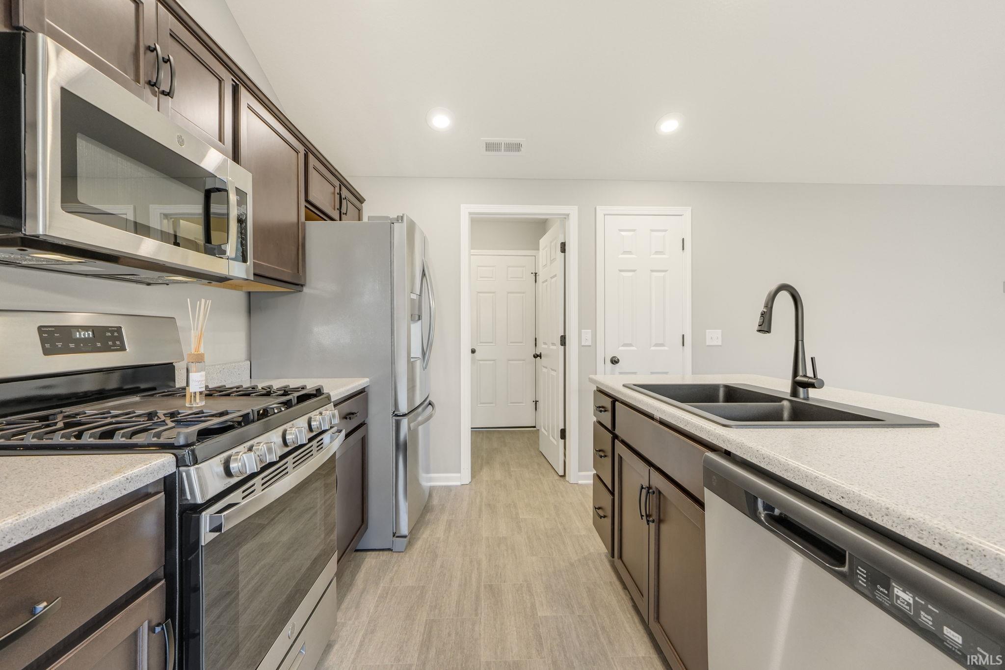 Photo 11 of 1661 Anconia Cove