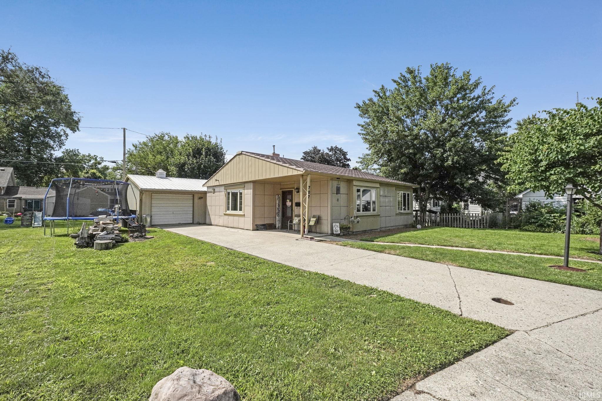 Property Photo 32