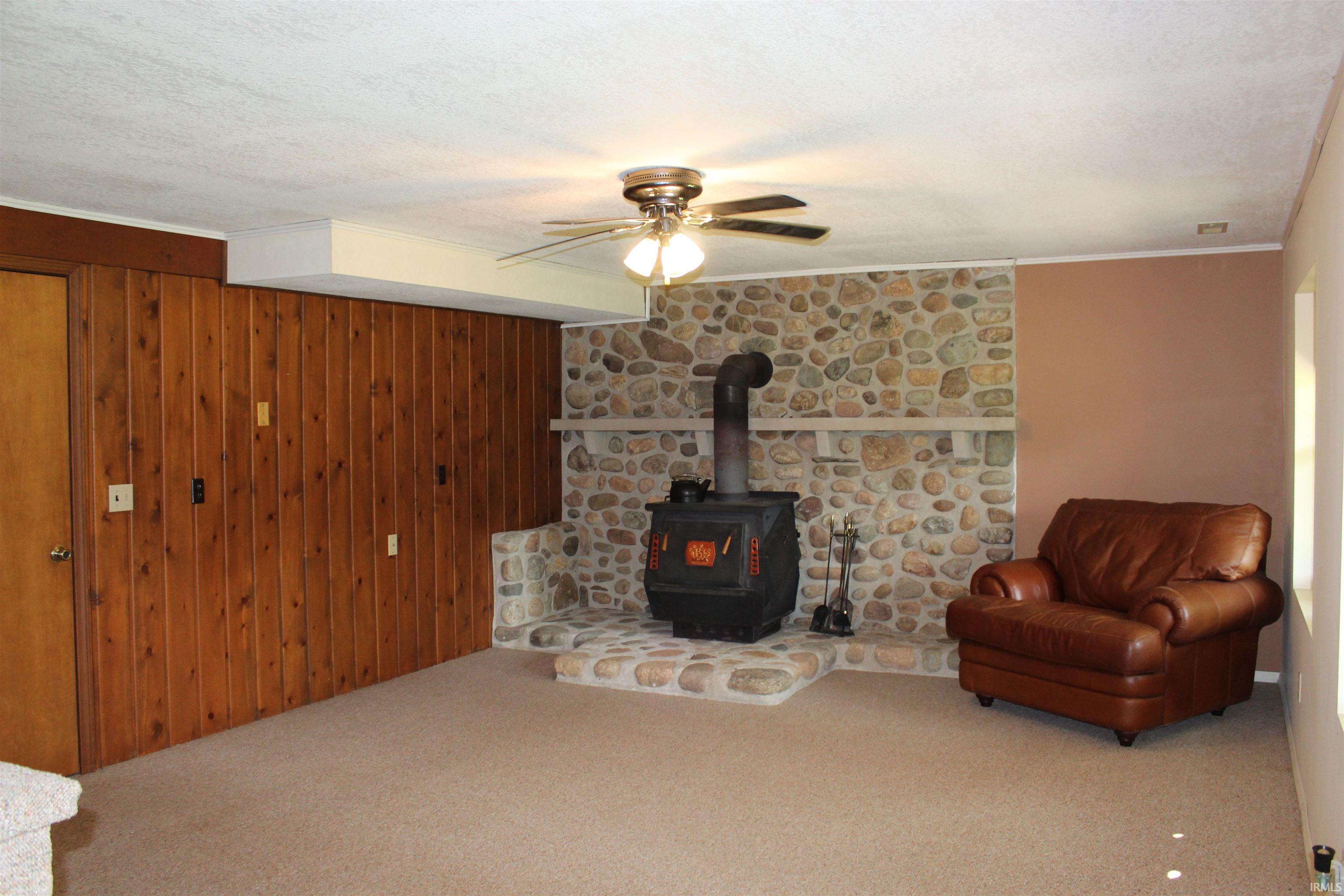 Photo 16 of 475 E 280 N