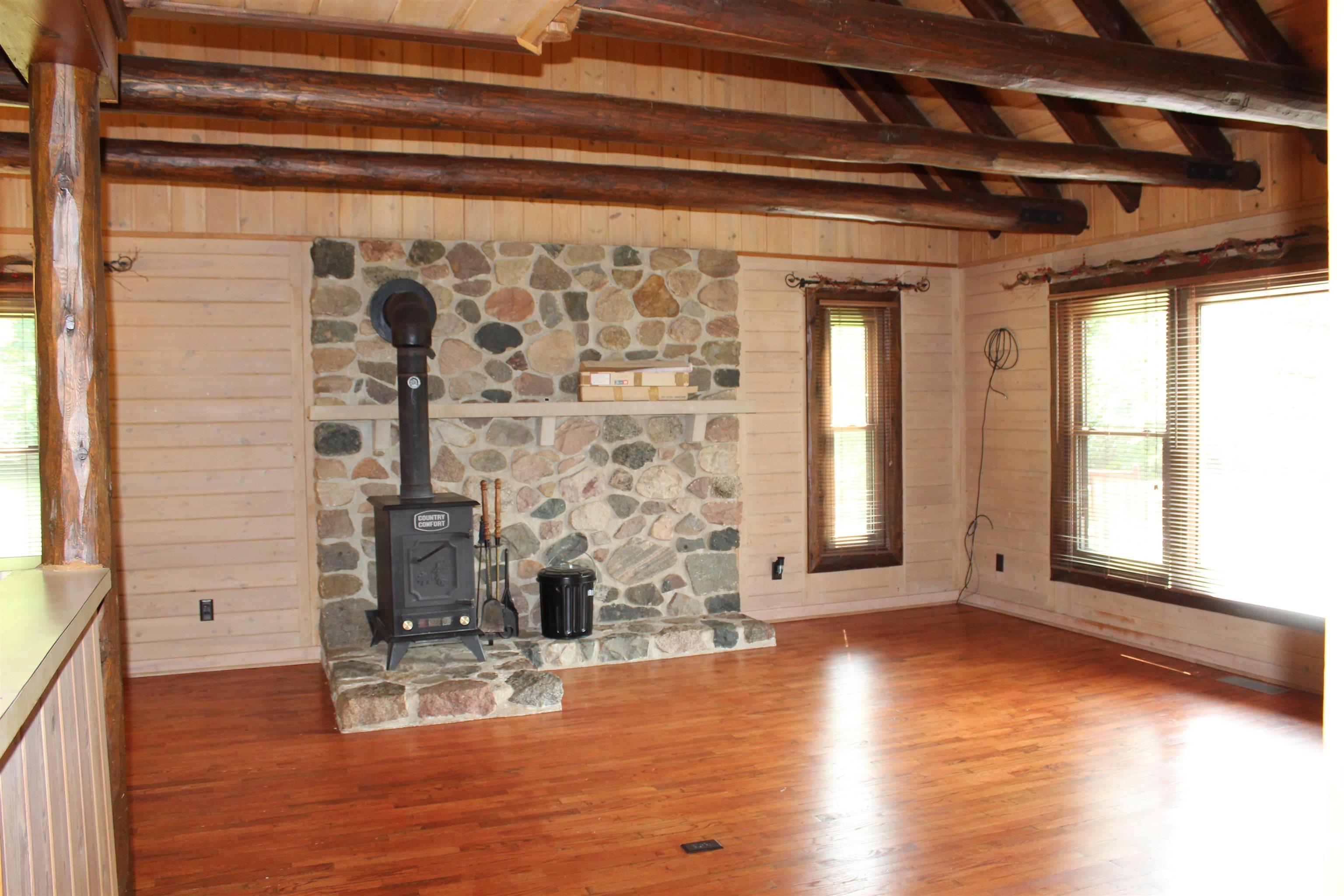 Photo 5 of 475 E 280 N