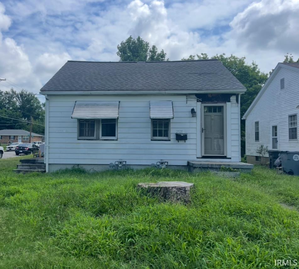 Homes for sale in Evansville, IN | 2521 N Evans Ave, Evansville, IN 47711 | MLS# 202530571