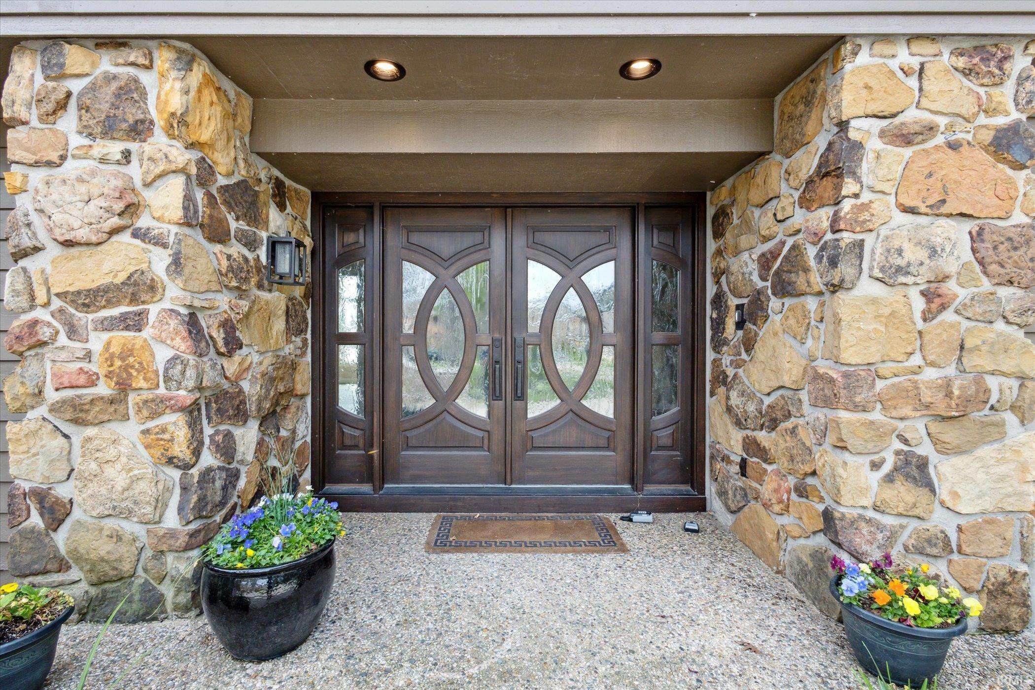 Photo 4 of 22694 Weatherby Lane
