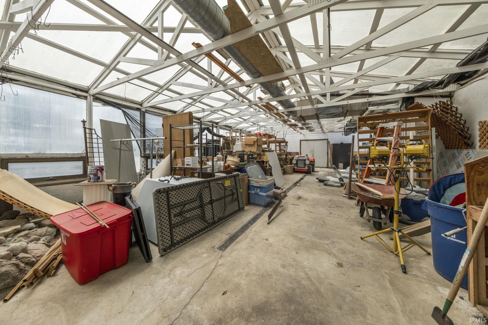 Photo 34 of 550 W Old Trail Road