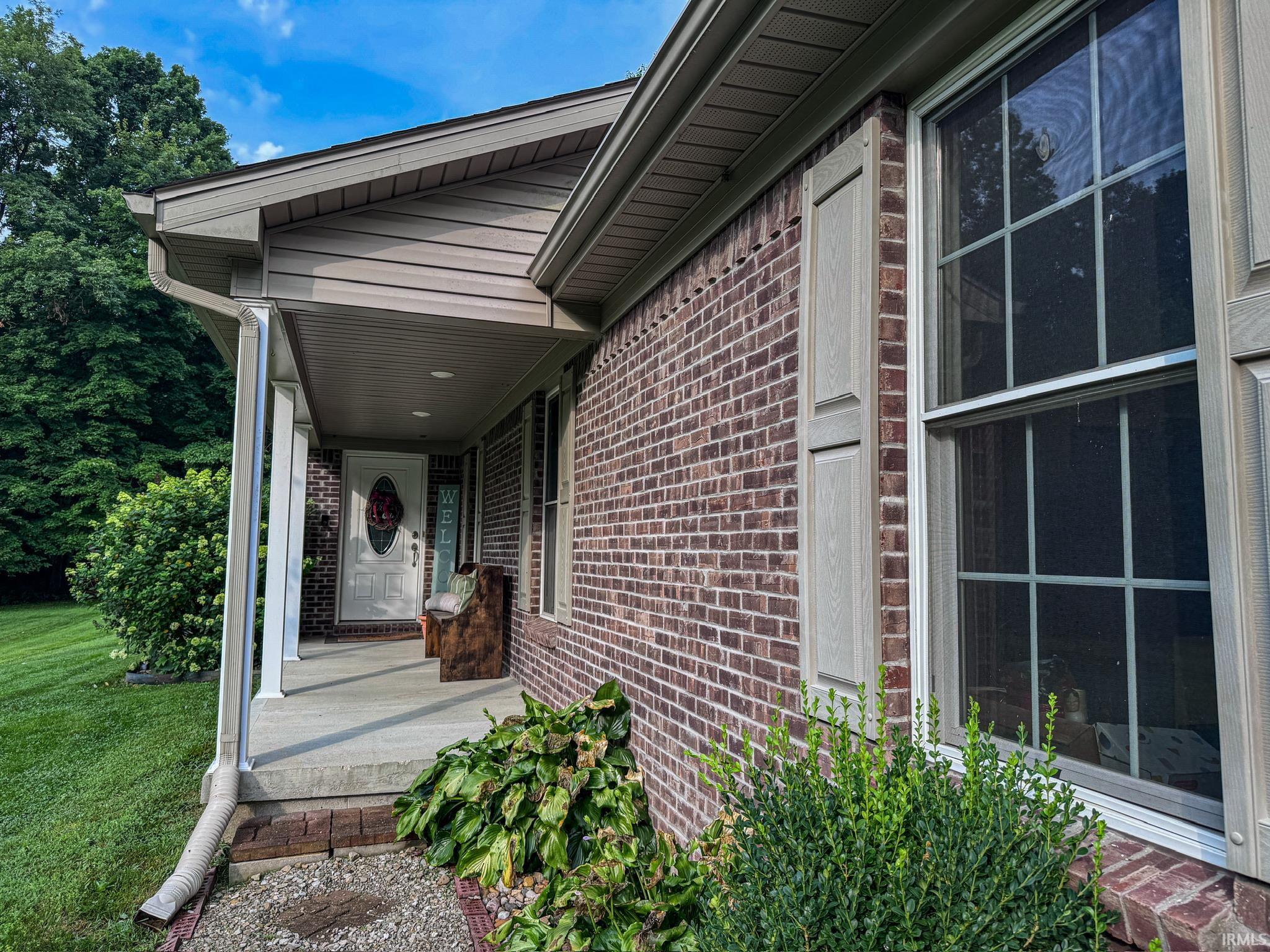 Homes for sale in Spencer, IN | 4074 S Little Creek Dr, Spencer, IN 47460 | MLS# 202530595