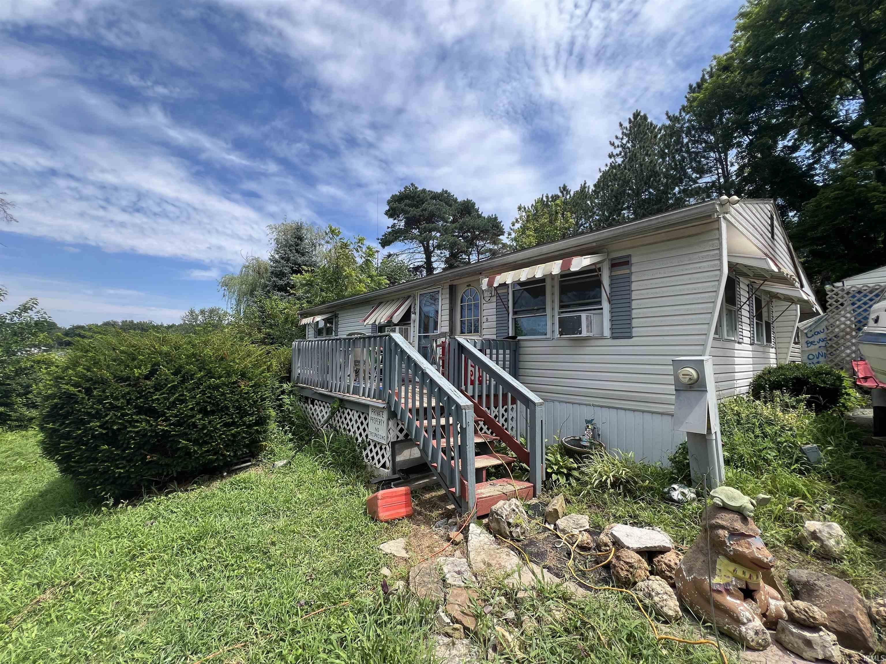 Homes for sale in Bloomington, IN | 990 N Hartstrait Rd, Bloomington, IN 47404 | MLS# 202530612