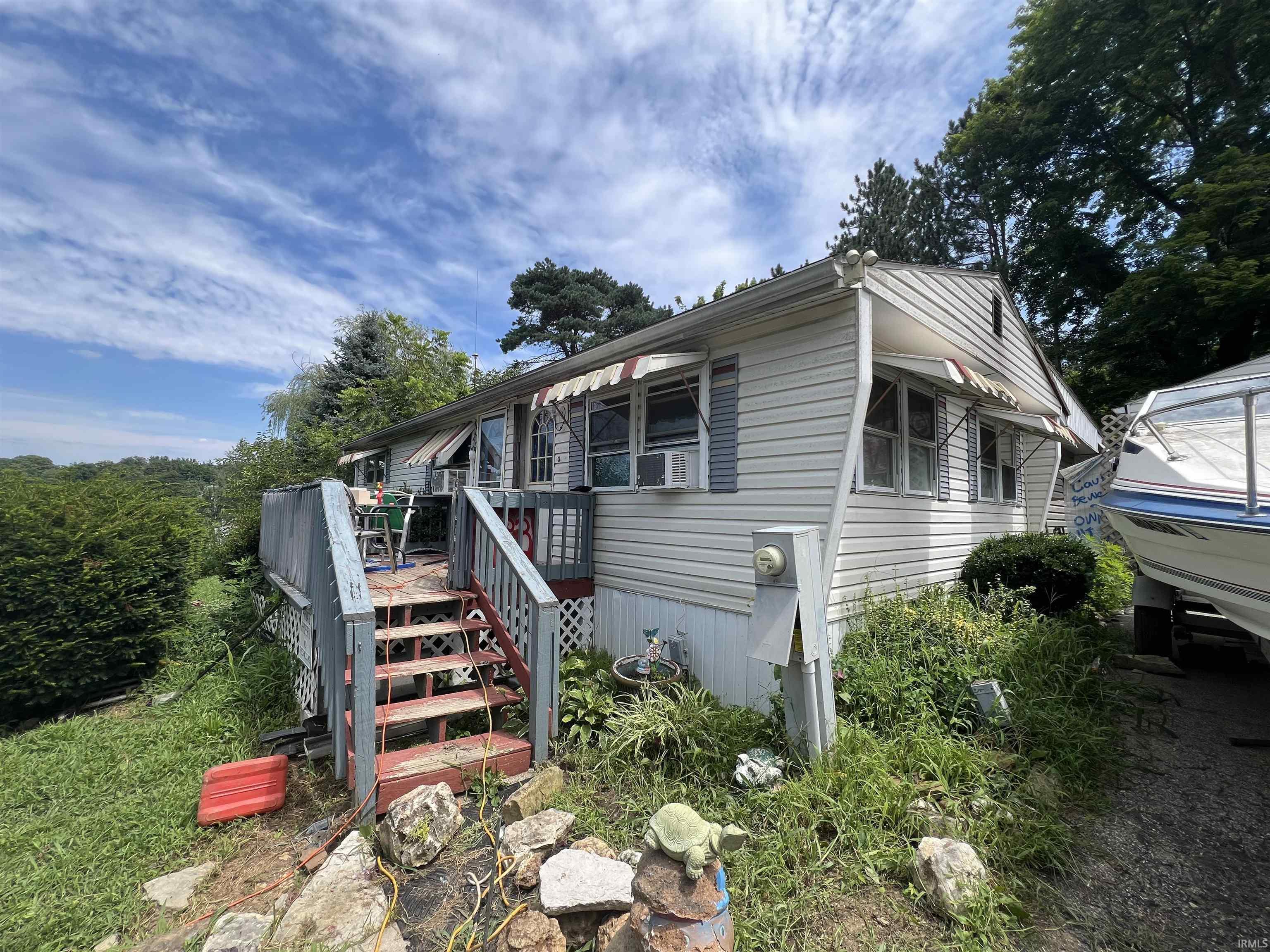 Homes for sale in Bloomington, IN | 990 N Hartstrait Rd, Bloomington, IN 47404 | MLS# 202530612