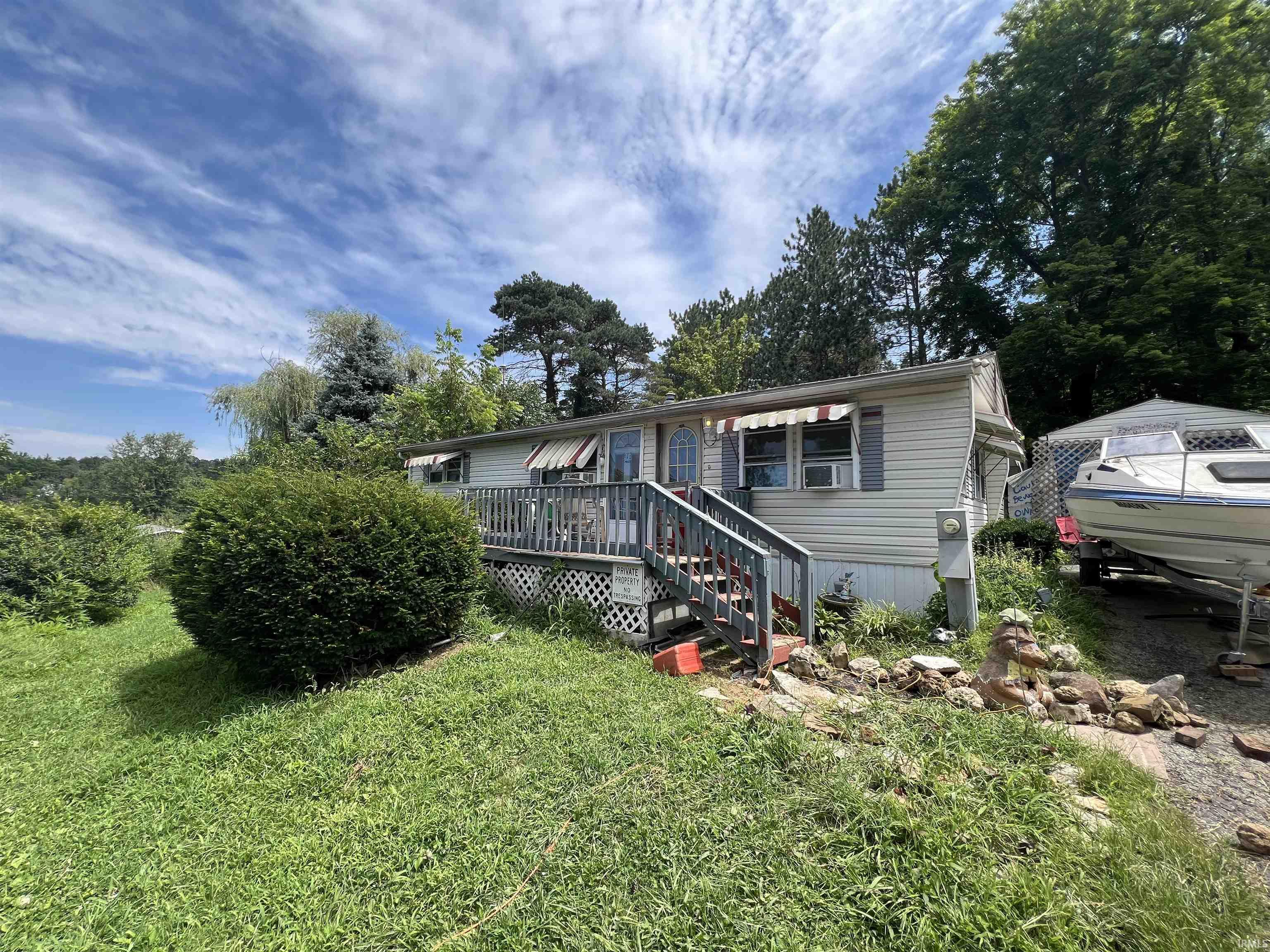 Homes for sale in Bloomington, IN | 990 N Hartstrait Rd, Bloomington, IN 47404 | MLS# 202530612