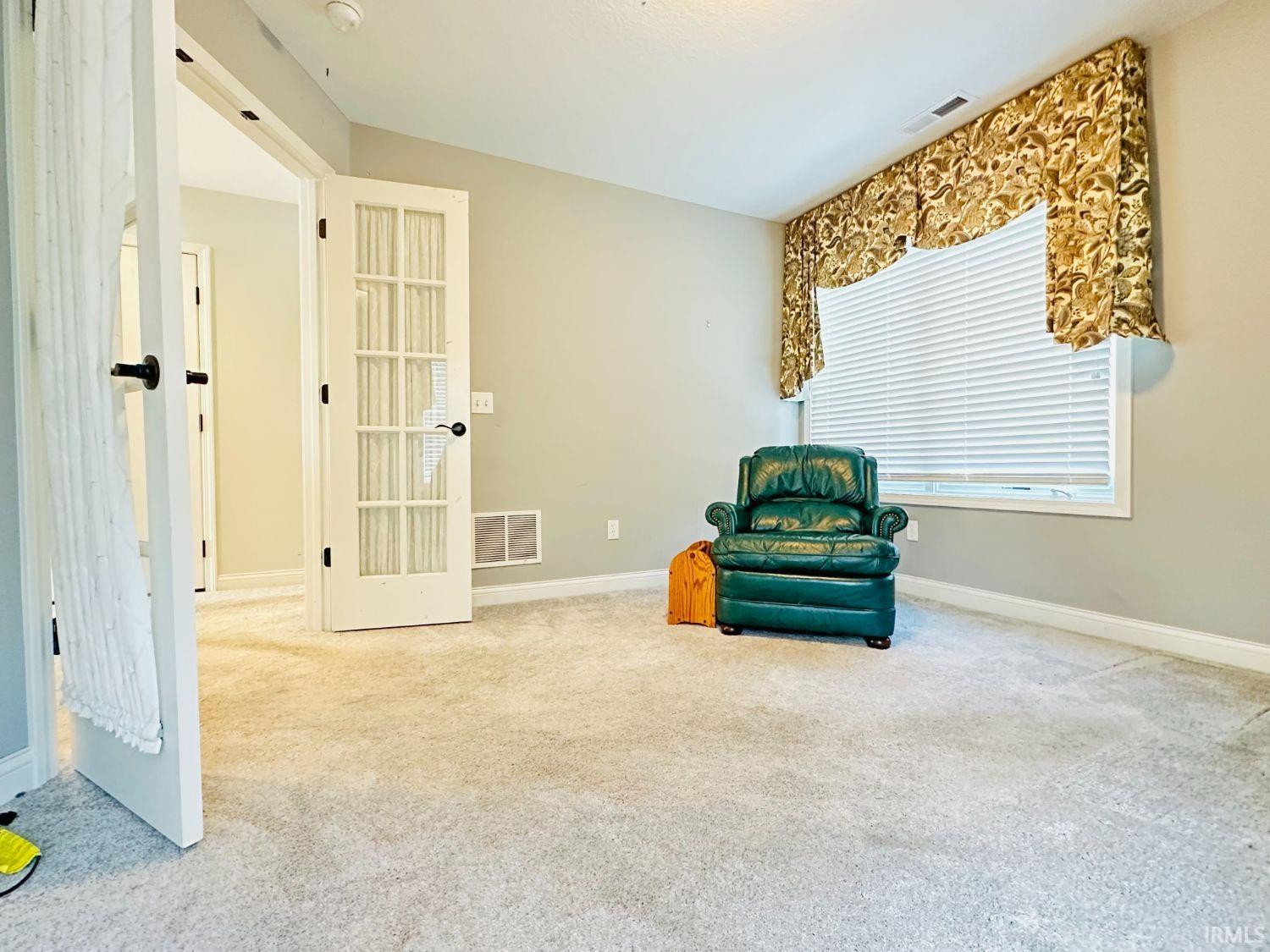 Photo 32 of 1704 Pinelock Court