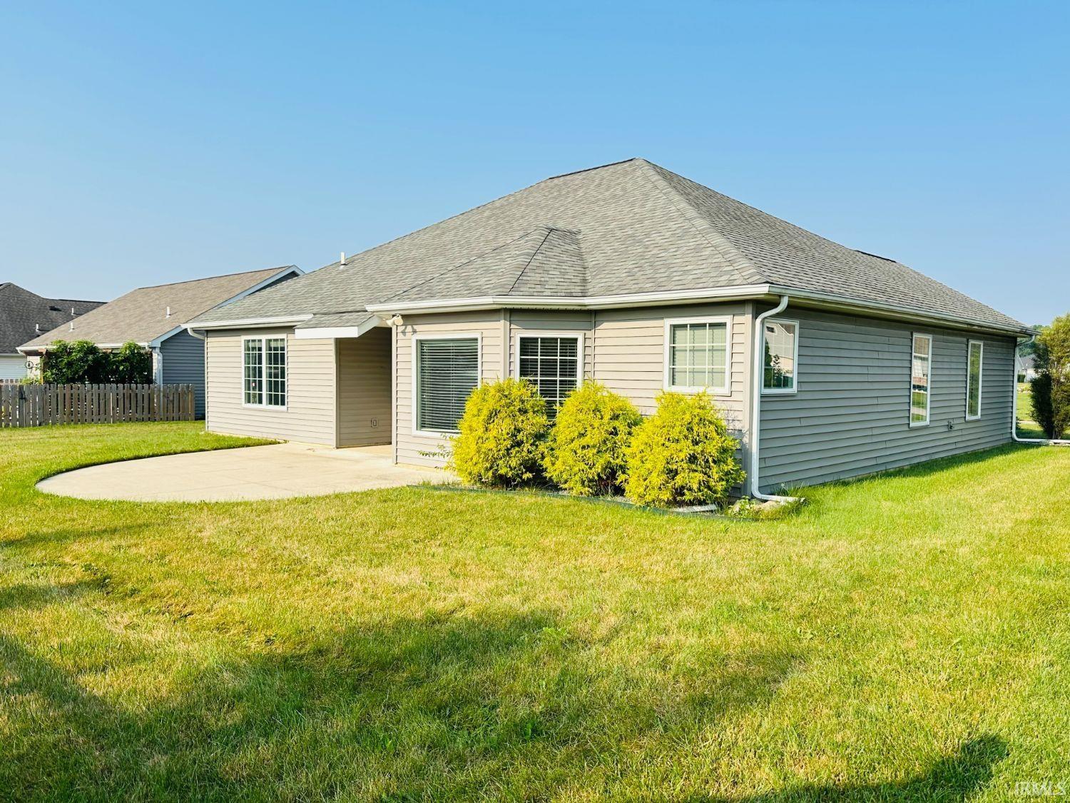 Photo 9 of 1704 Pinelock Court