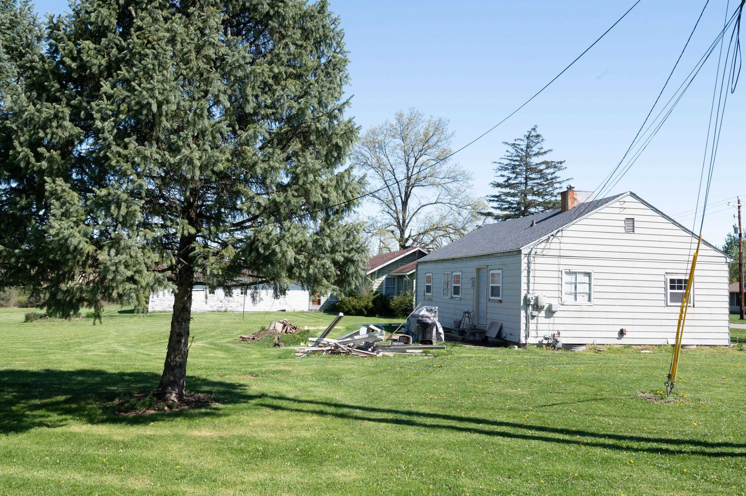 Photo 3 of 1406 Reckeweg Road