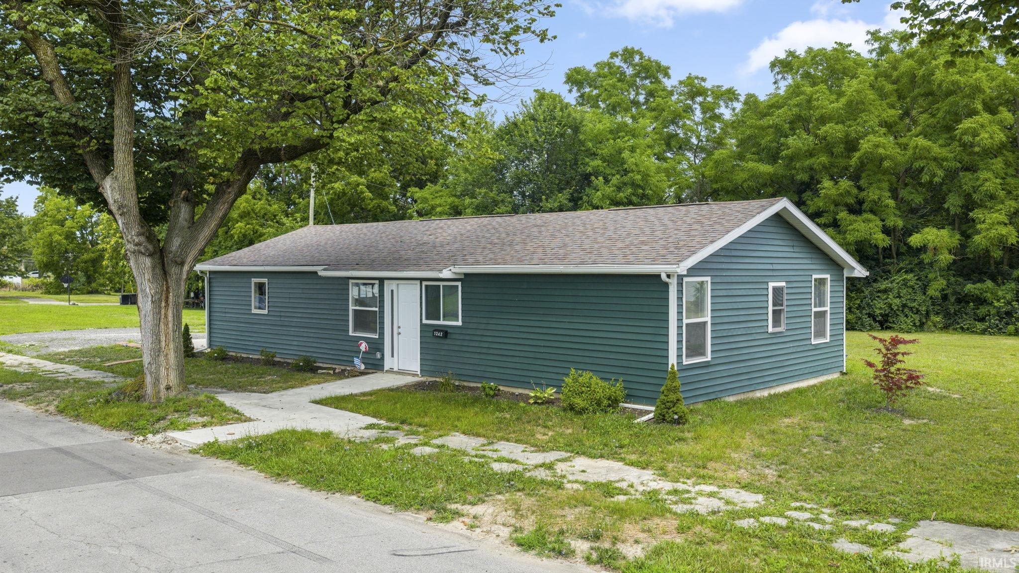 Photo 1 of 1242 Grant Avenue