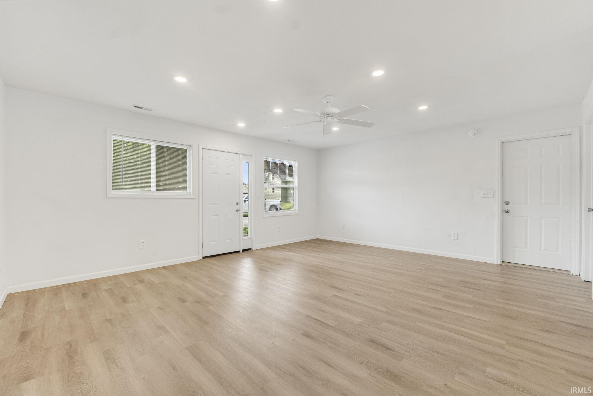 Photo 7 of 1242 Grant Avenue