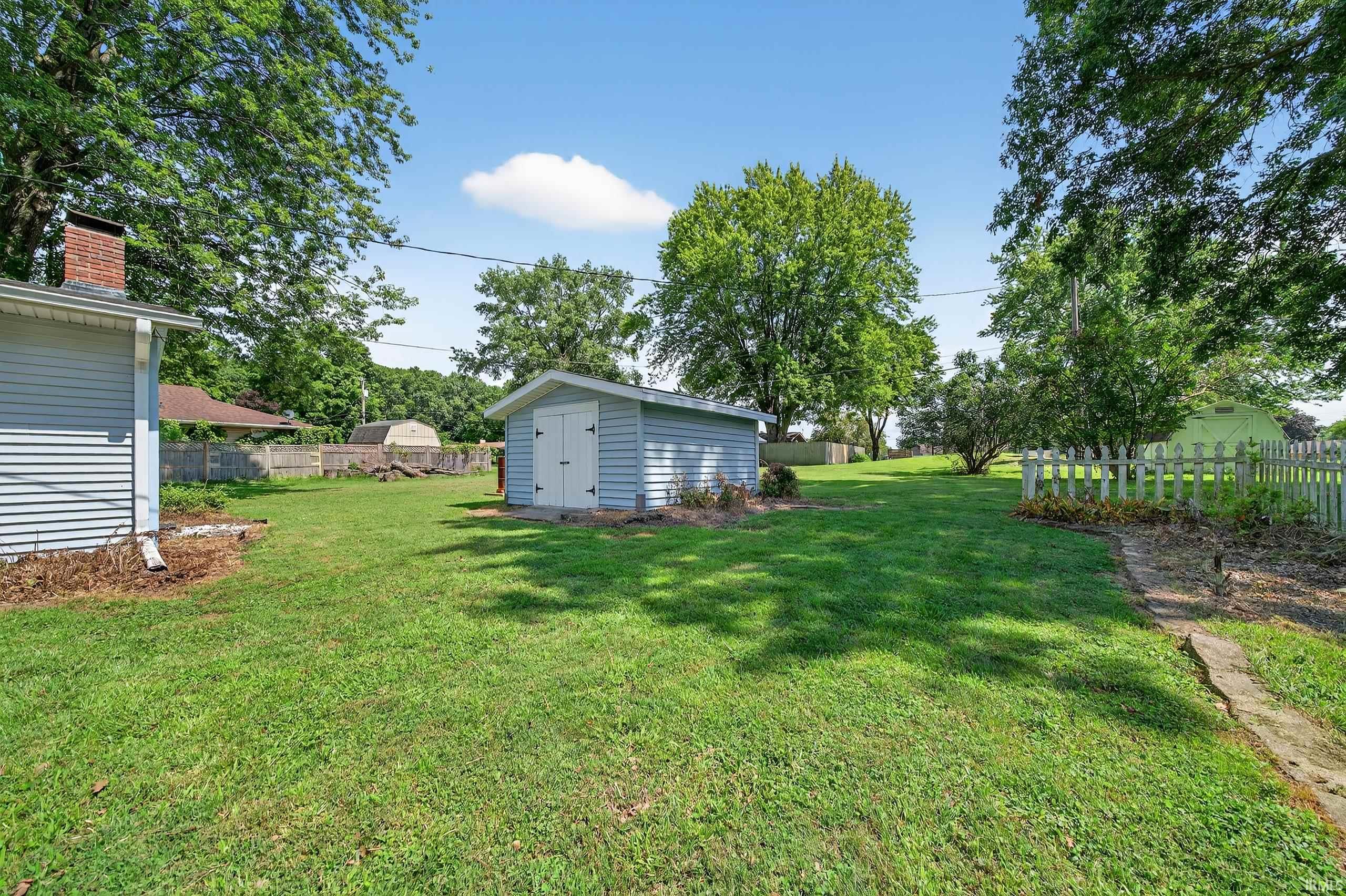 Homes for sale in Logansport, IN | 630 Woodside Dr, Logansport, IN 46947 | MLS# 202530755