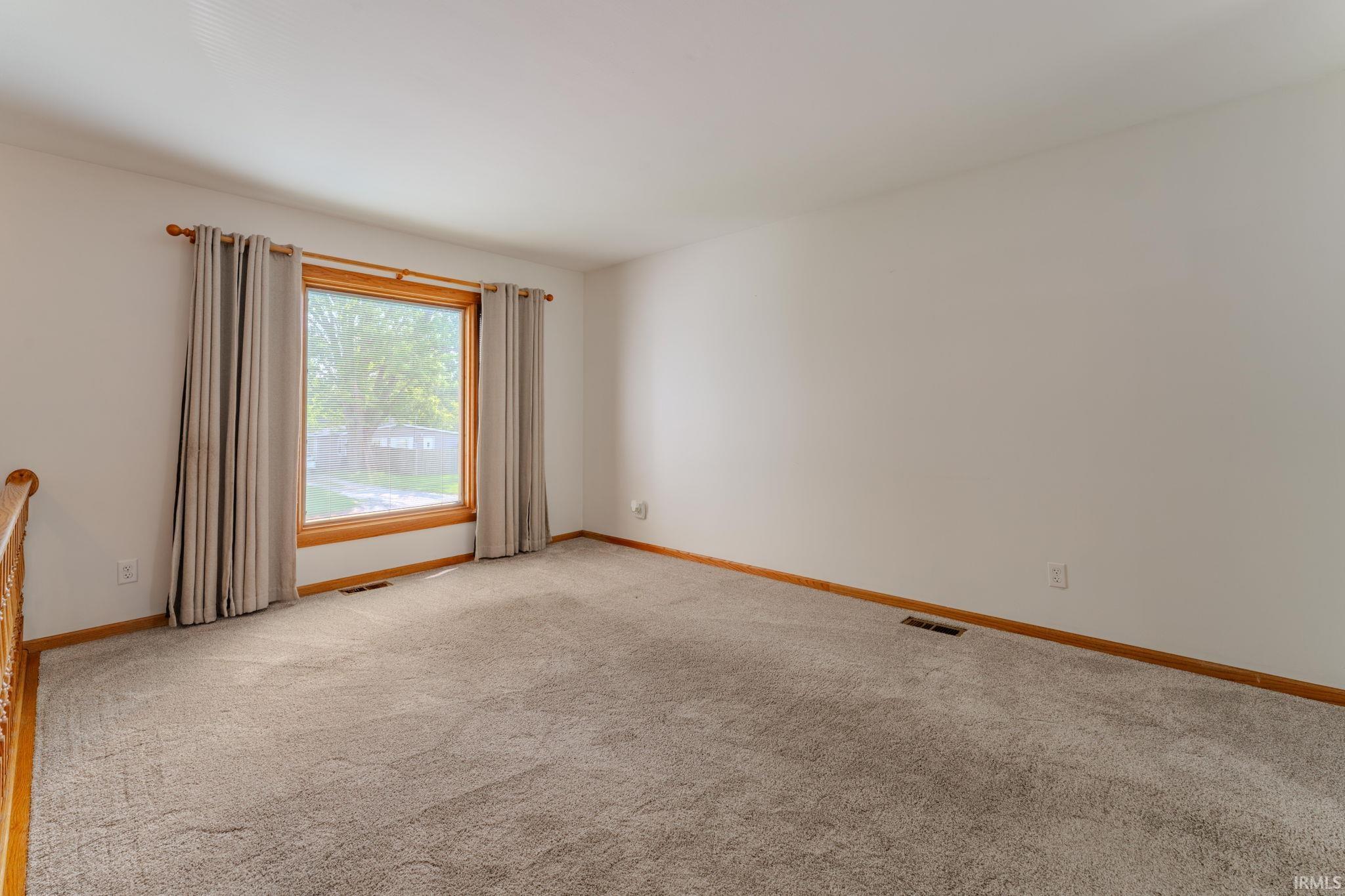 Homes for sale in Wabash, IN | 26 Gladstone Dr, Wabash, IN 46992 | MLS# 202530787