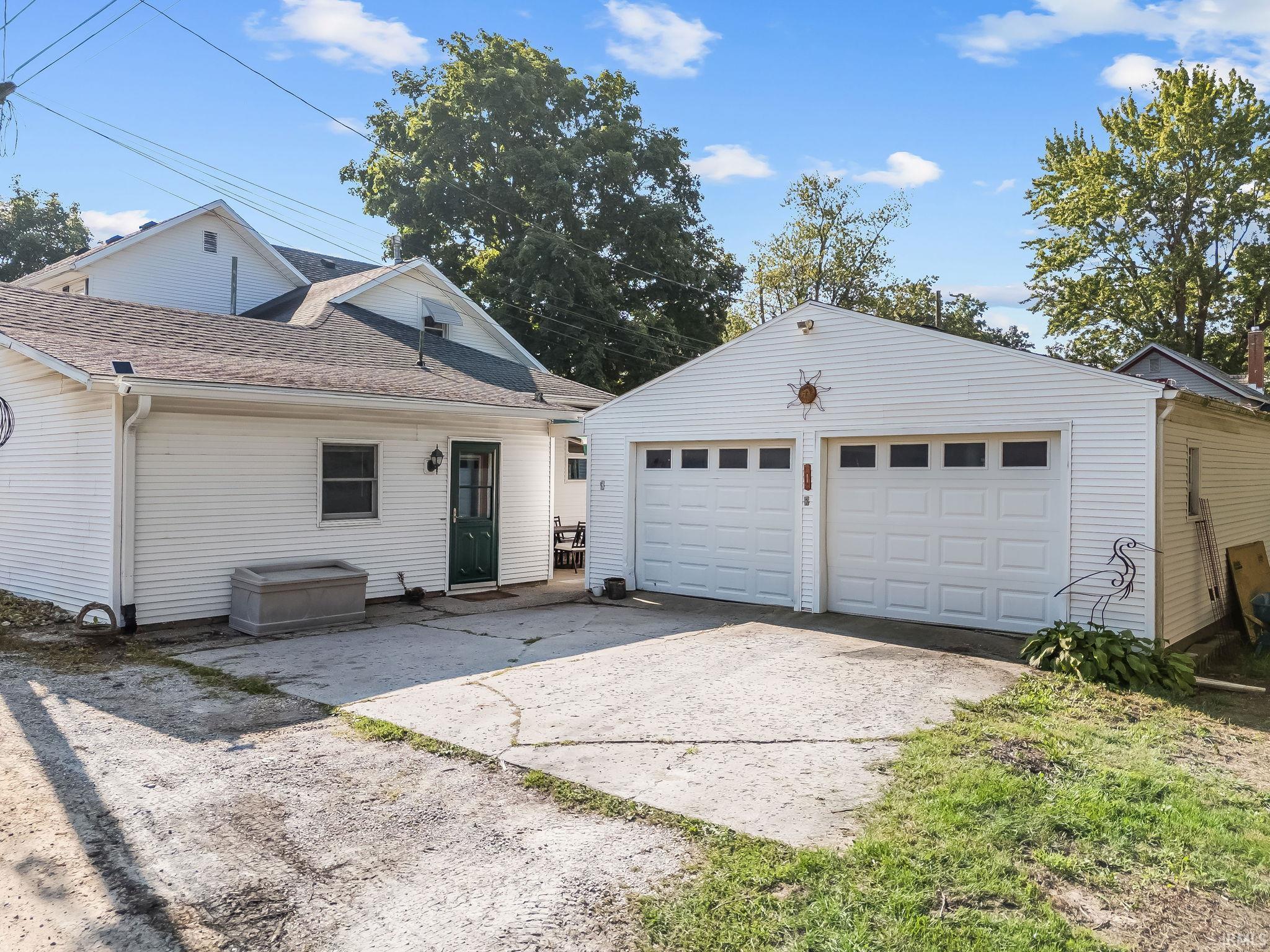 Homes for sale in Columbia, IN | 116 S Whitley Street, Columbia, IN 46725 | MLS# 202530878