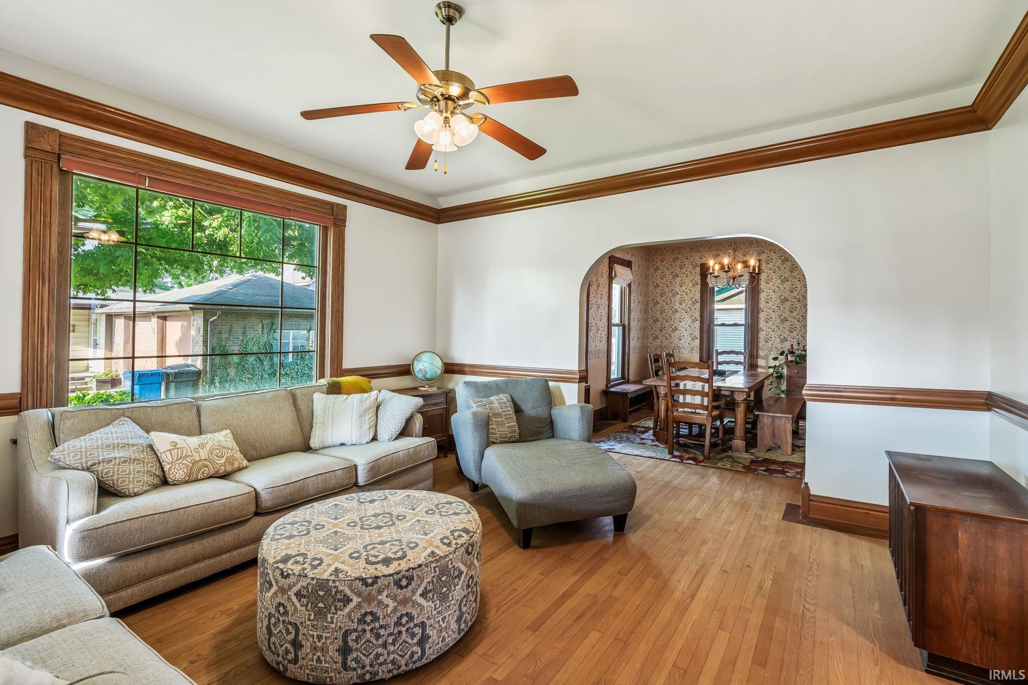 Homes for sale in Columbia, IN | 116 S Whitley Street, Columbia, IN 46725 | MLS# 202530878