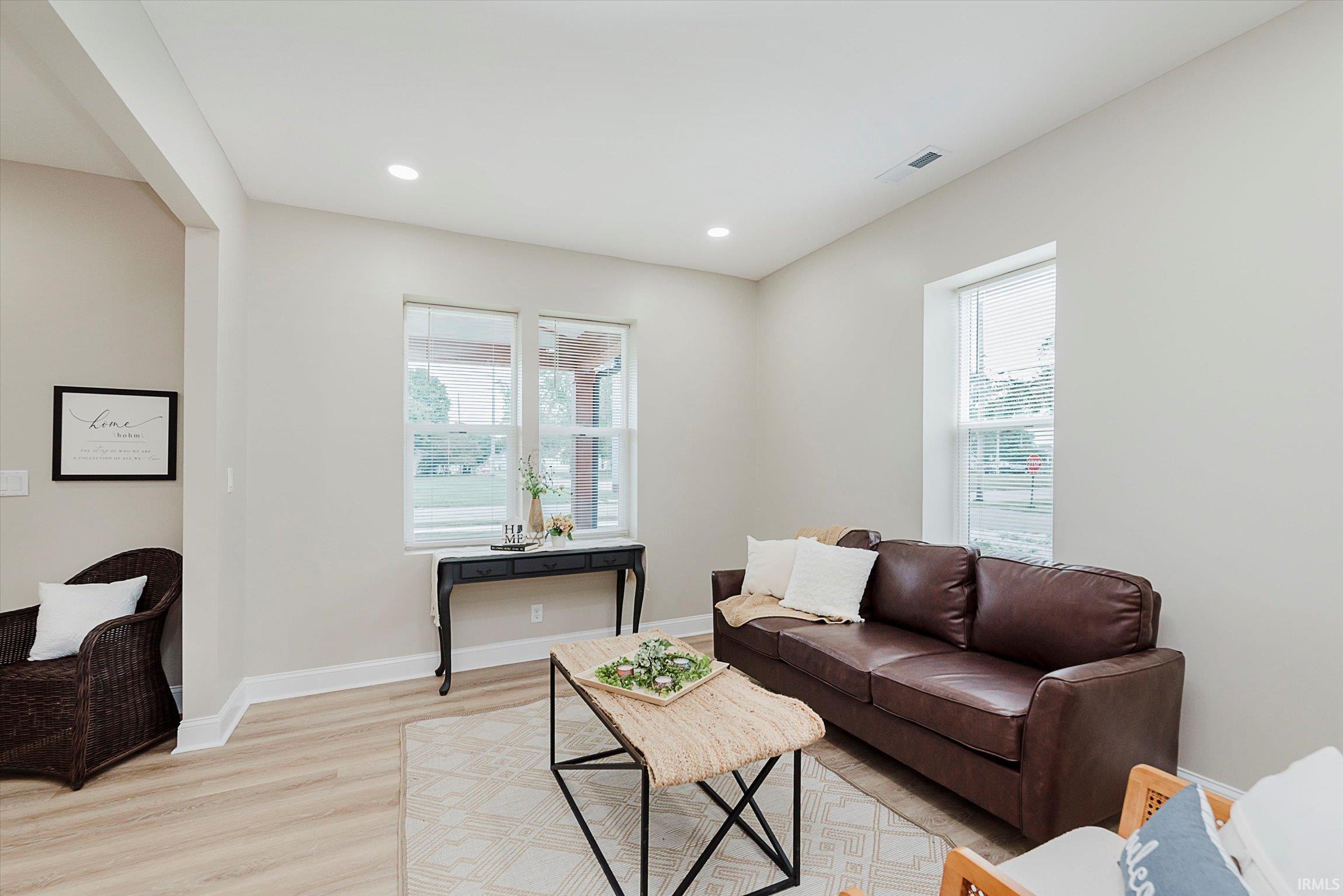 Homes for sale in Frankfort, IN | 902 Rossville Ave, Frankfort, IN 46041 | MLS# 202530892