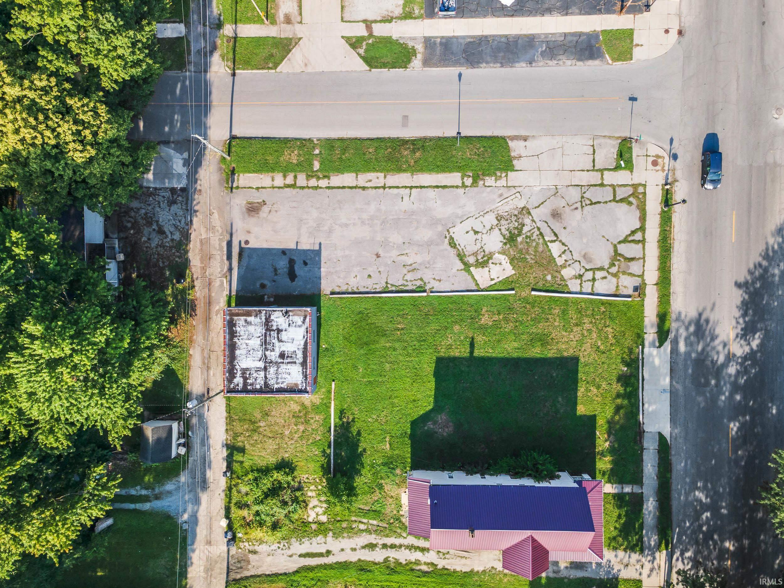 Photo 4 of 1327 W Main Street