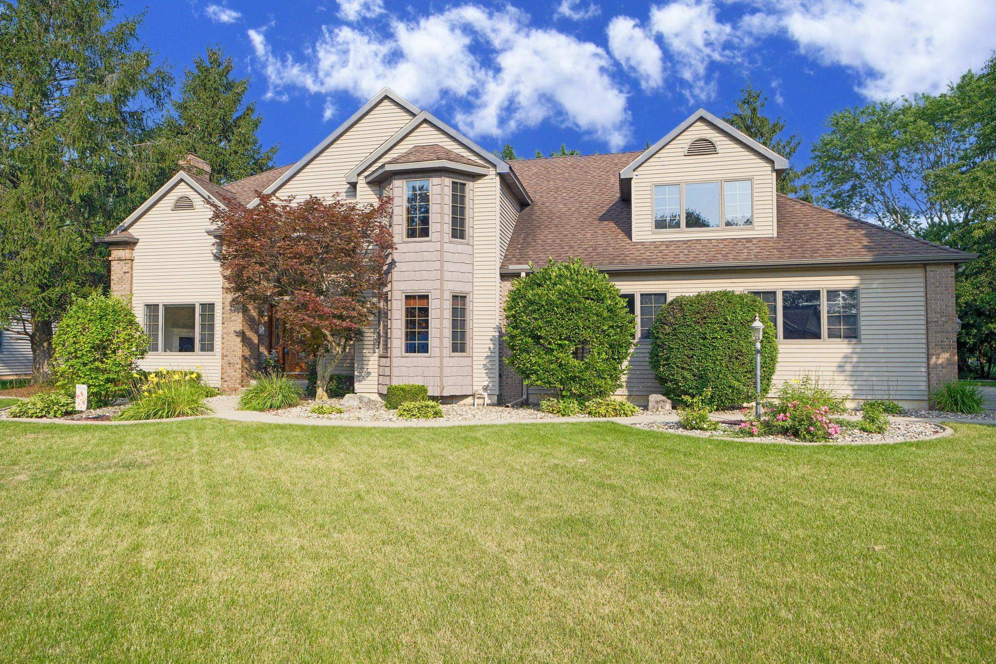 Photo 0 of 1114 Beechwood Drive